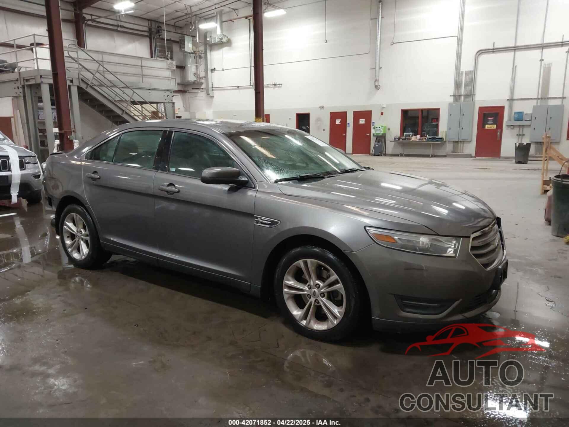 FORD TAURUS 2013 - 1FAHP2E86DG177504