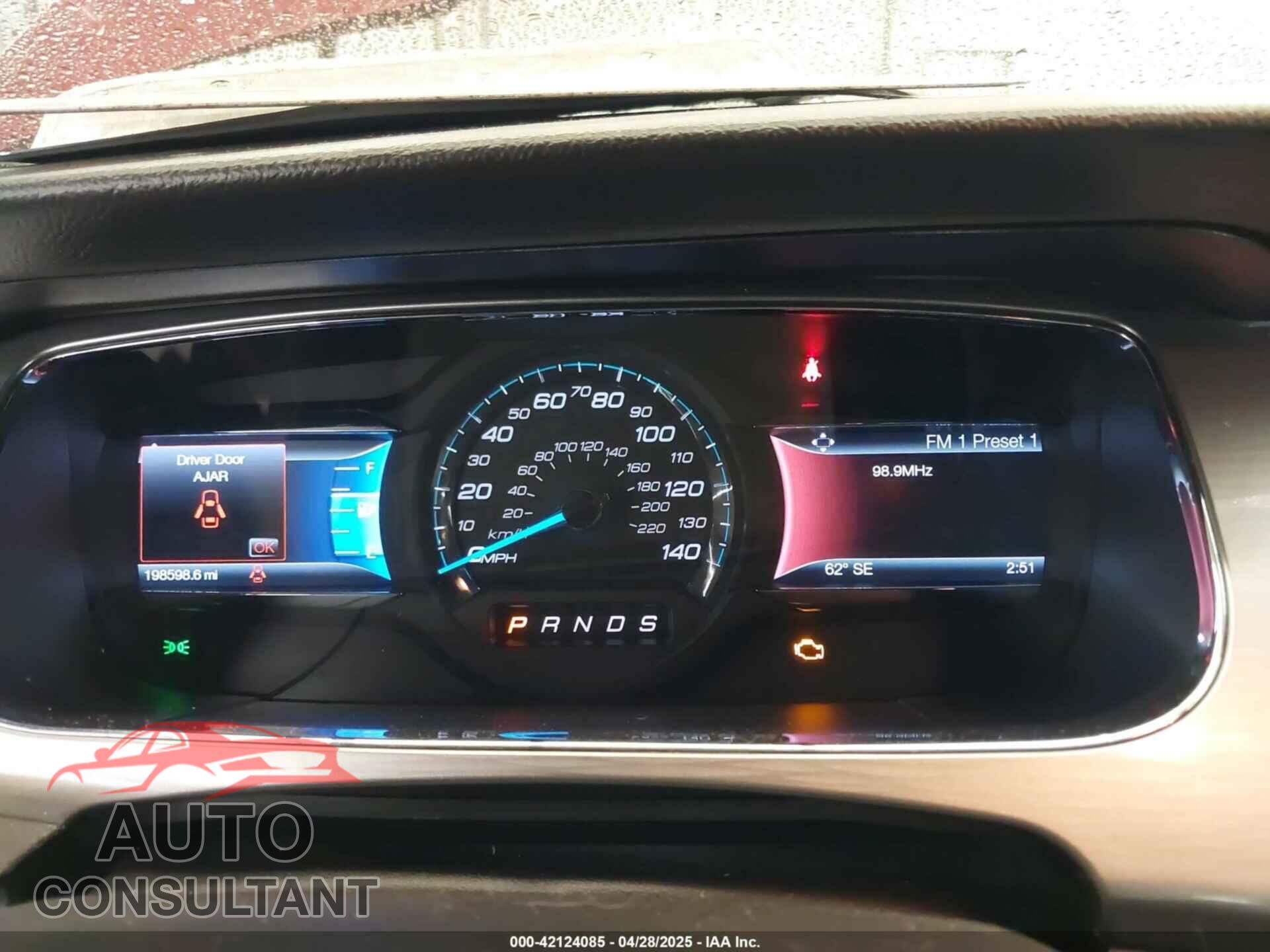 FORD TAURUS 2015 - 1FAHP2E81FG188655