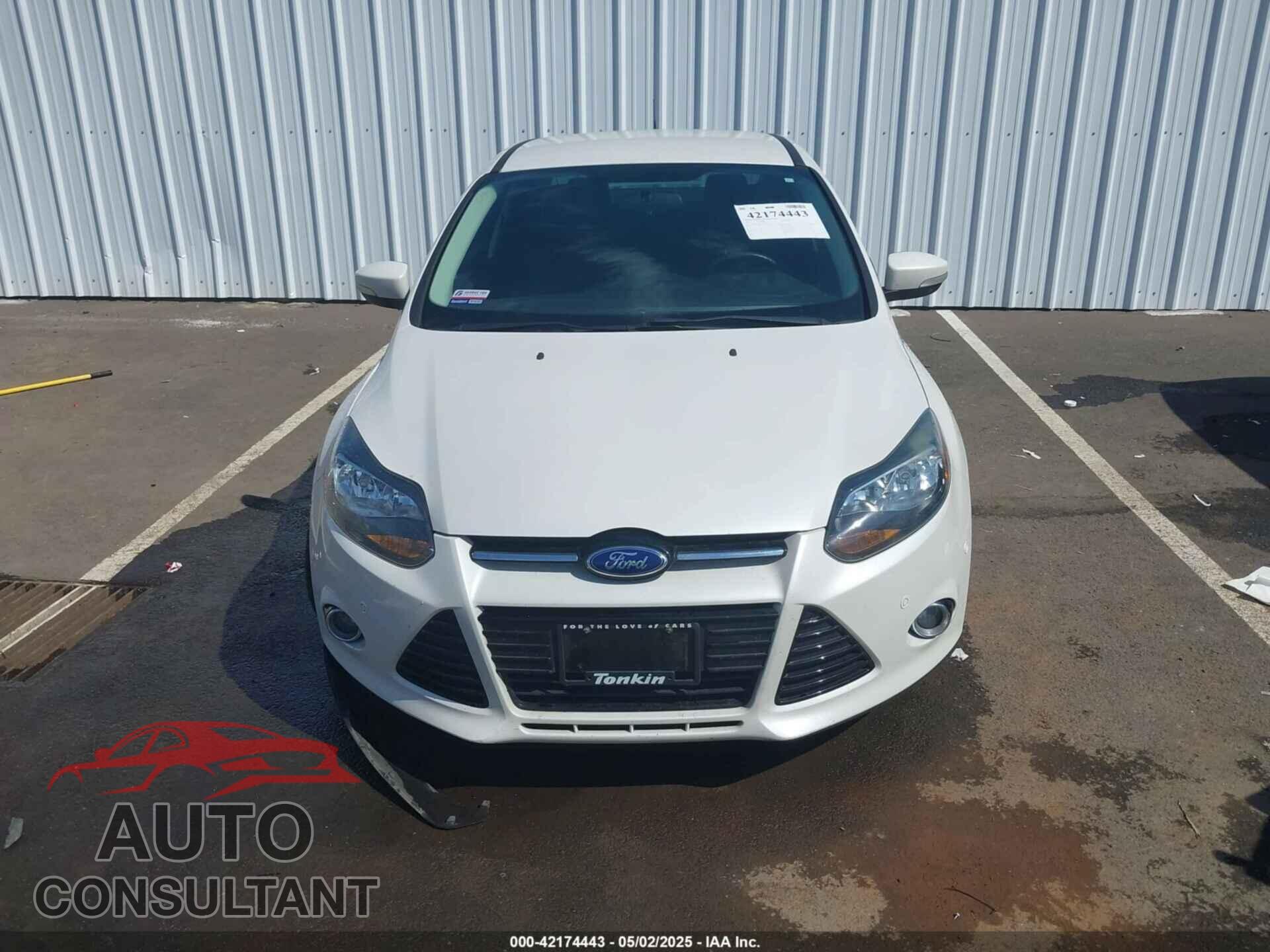 FORD FOCUS 2014 - 1FADP3J2XEL433464