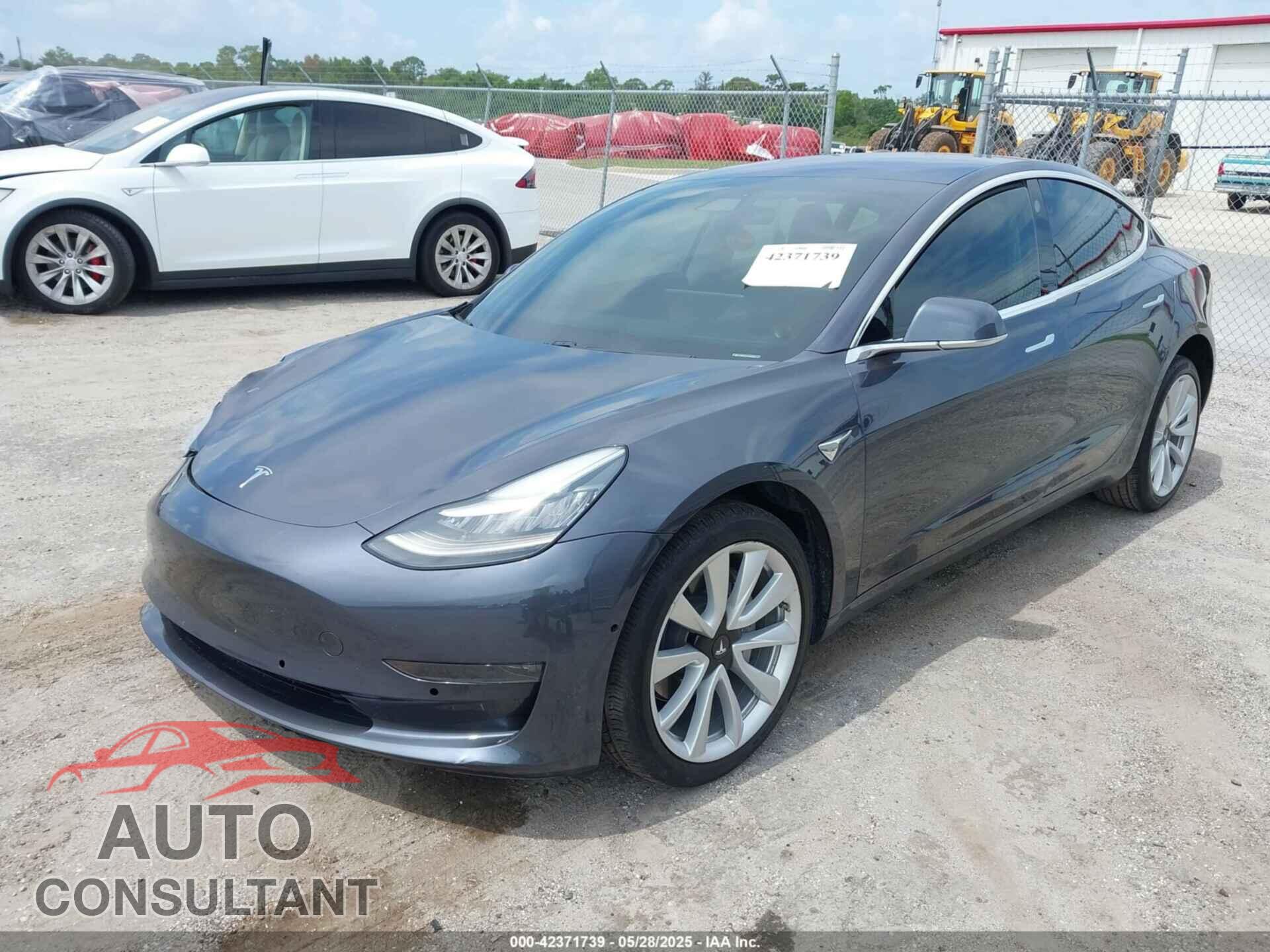 TESLA MODEL 3 2018 - 5YJ3E1EA7JF154939