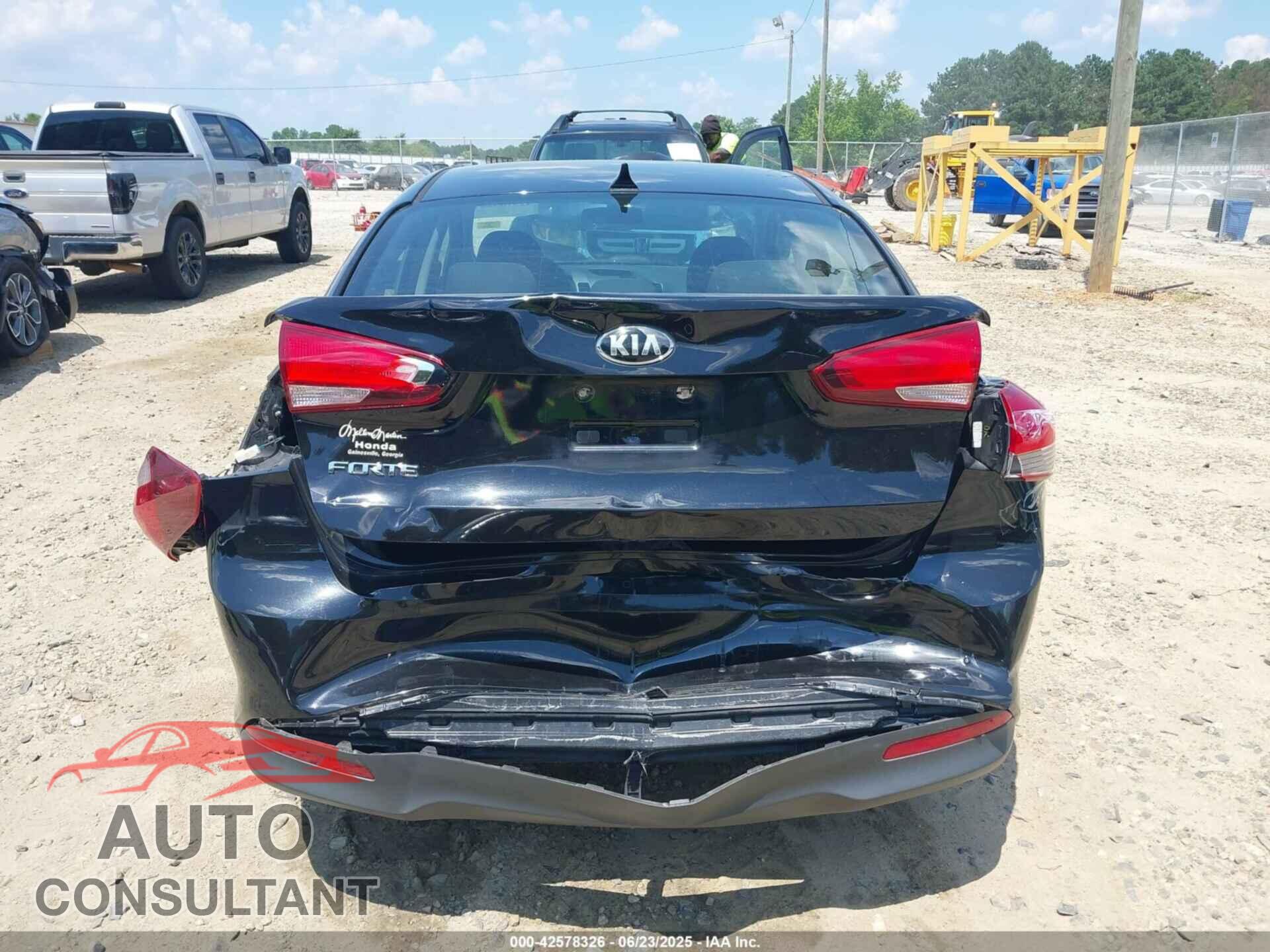KIA FORTE 2017 - 3KPFK4A76HE020053