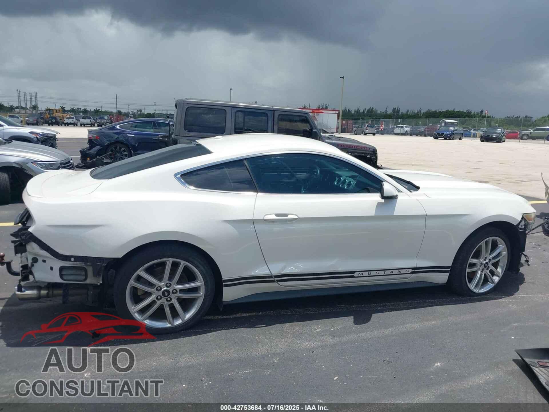 FORD MUSTANG 2017 - 1FA6P8TH0H5249375