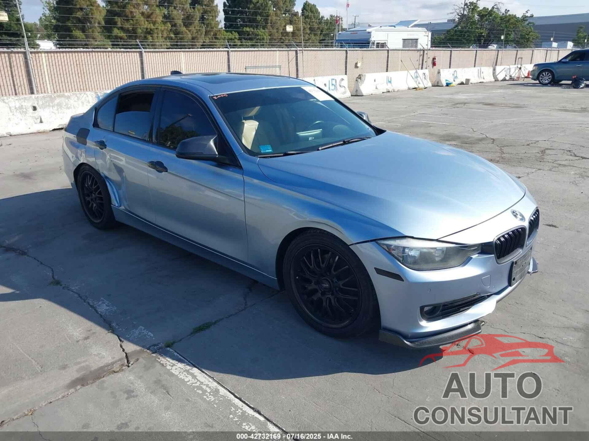 BMW 328I 2014 - WBA3C1C53EK113273