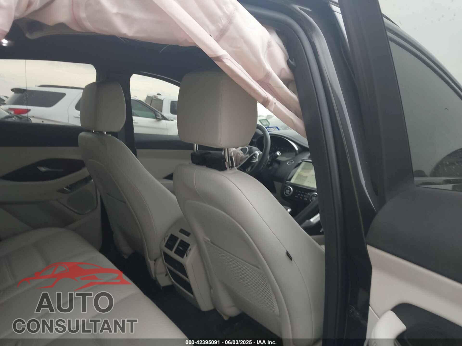 JAGUAR E-PACE 2023 - SADFP2FXXP1036468
