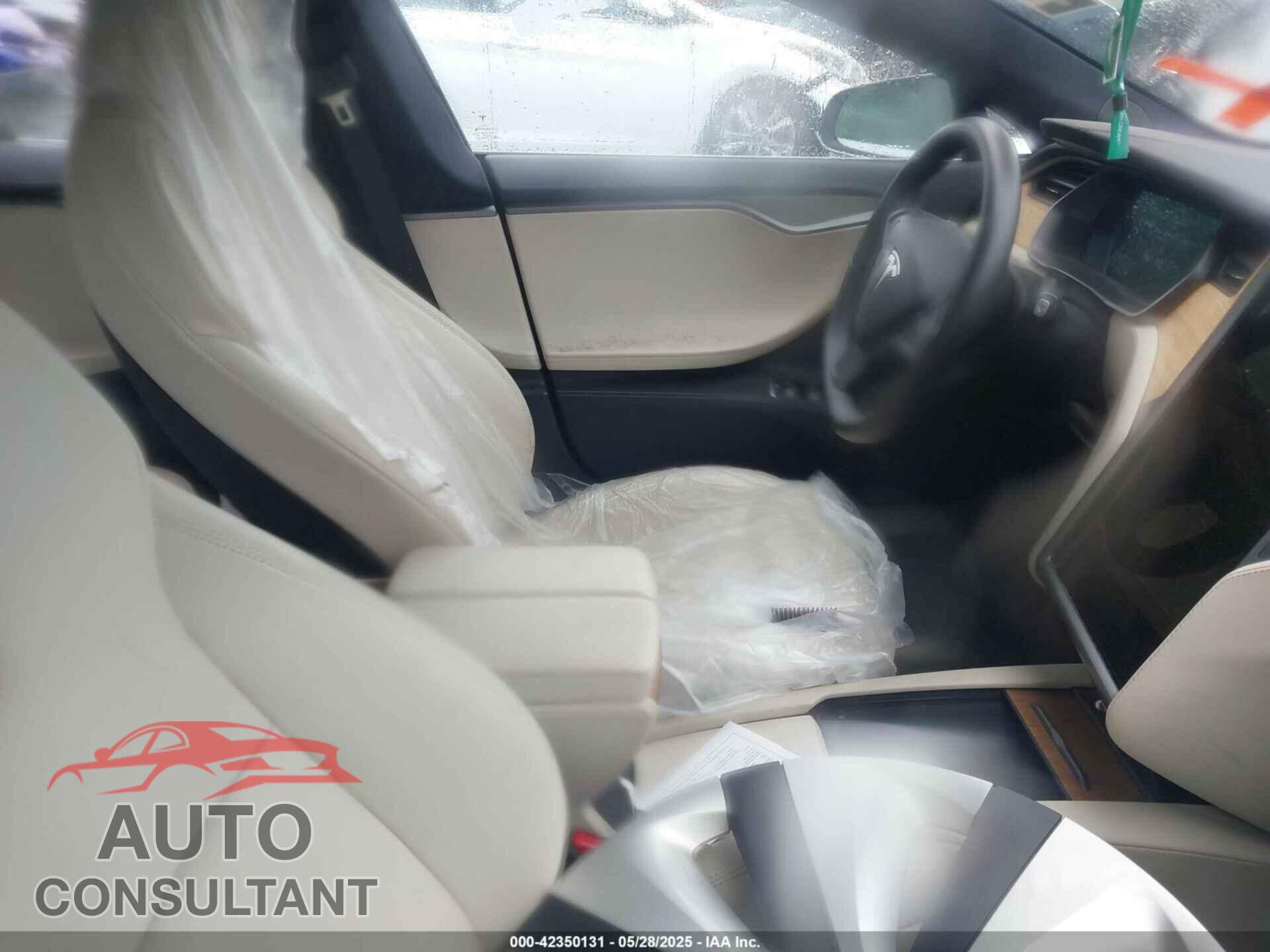 TESLA MODEL S 2020 - 5YJSA1E21LF413251
