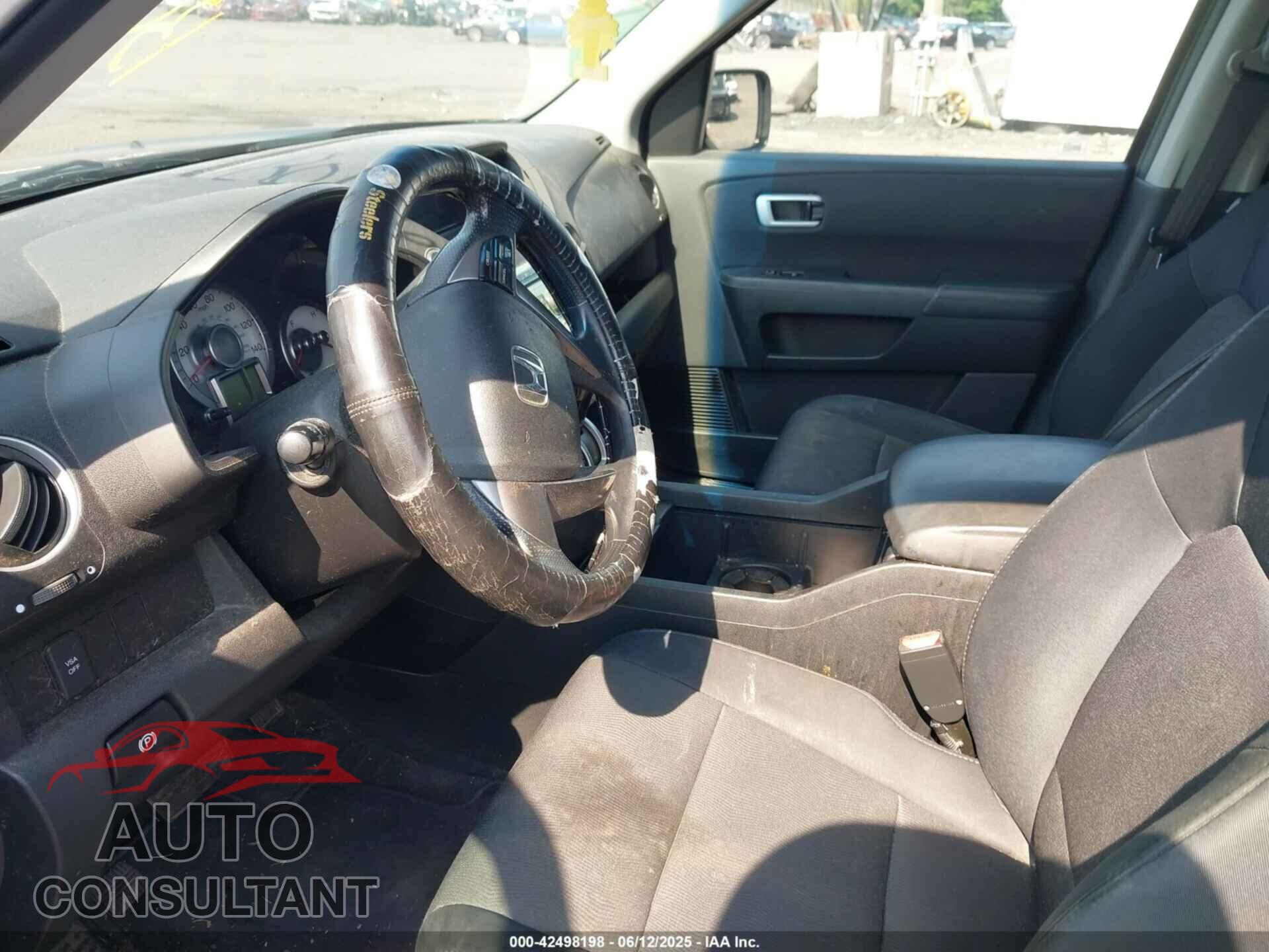 HONDA PILOT 2011 - 5FNYF4H2XBB059849
