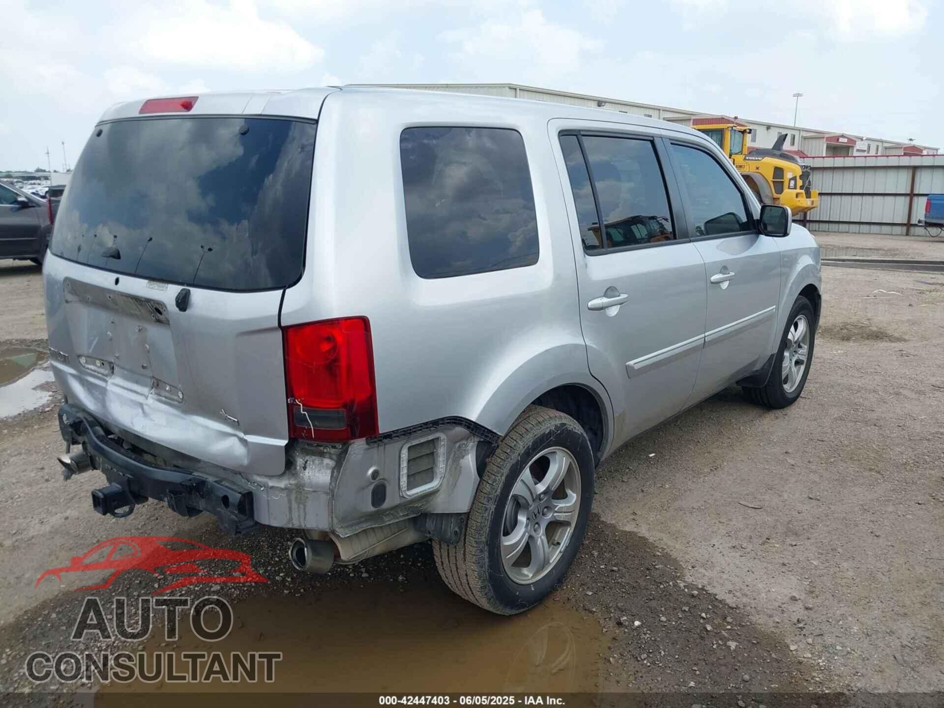 HONDA PILOT 2014 - 5FNYF3H44EB008038
