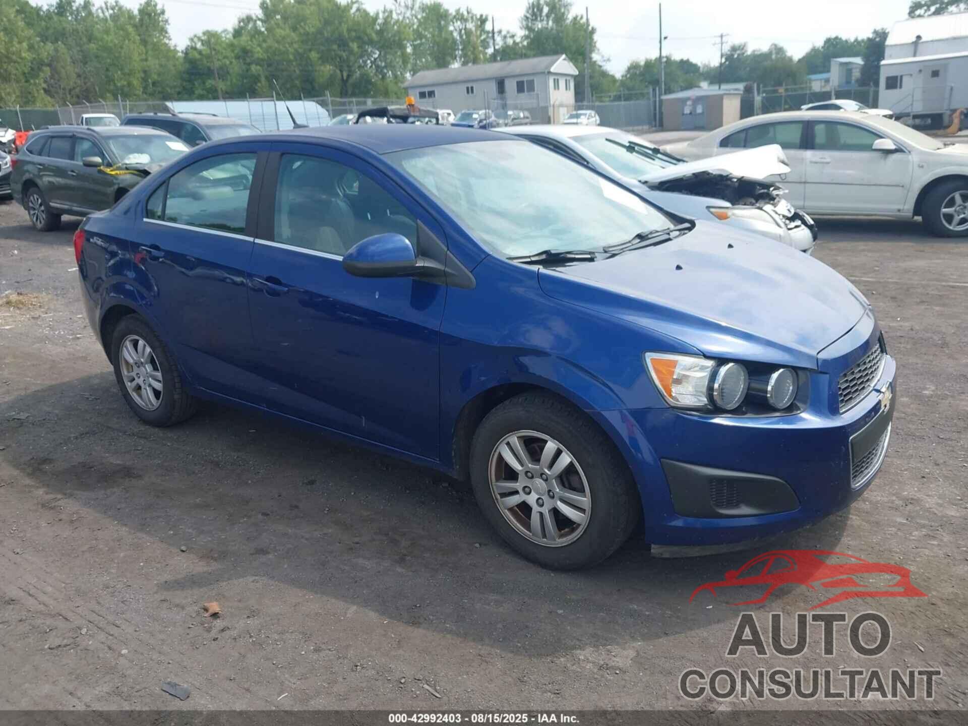 CHEVROLET SONIC 2013 - 1G1JC5SG1D4134610