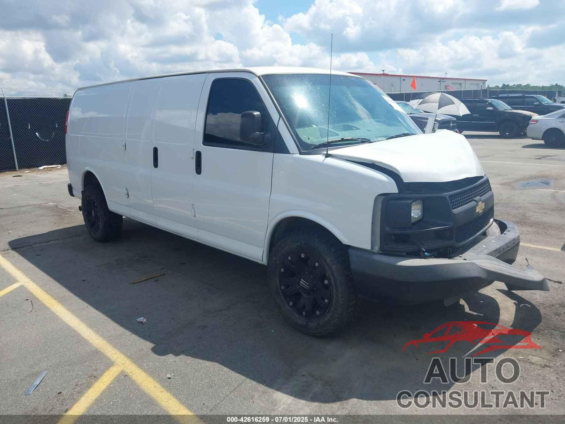CHEVROLET EXPRESS 3500 2015 - 1GCZGUCG0F1199122