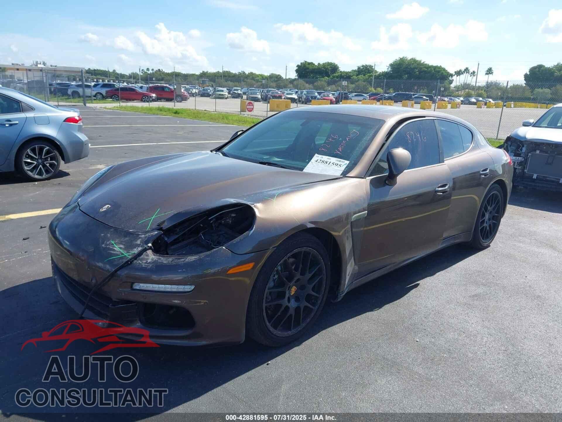 PORSCHE PANAMERA 2015 - WP0AA2A70FL001374
