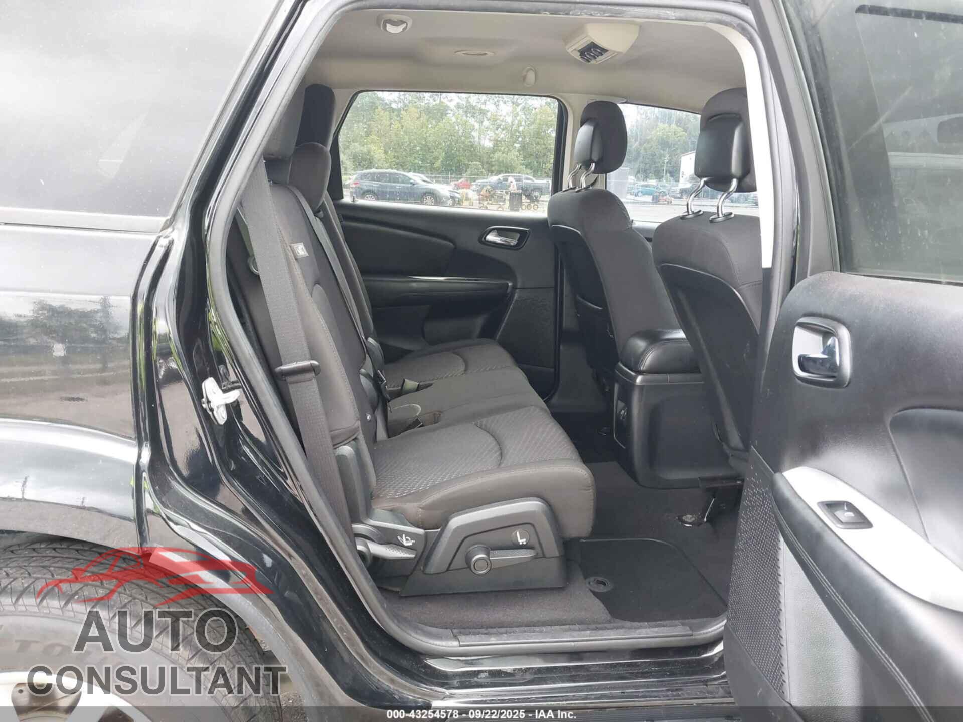 DODGE JOURNEY 2017 - 3C4PDCBG4HT521560