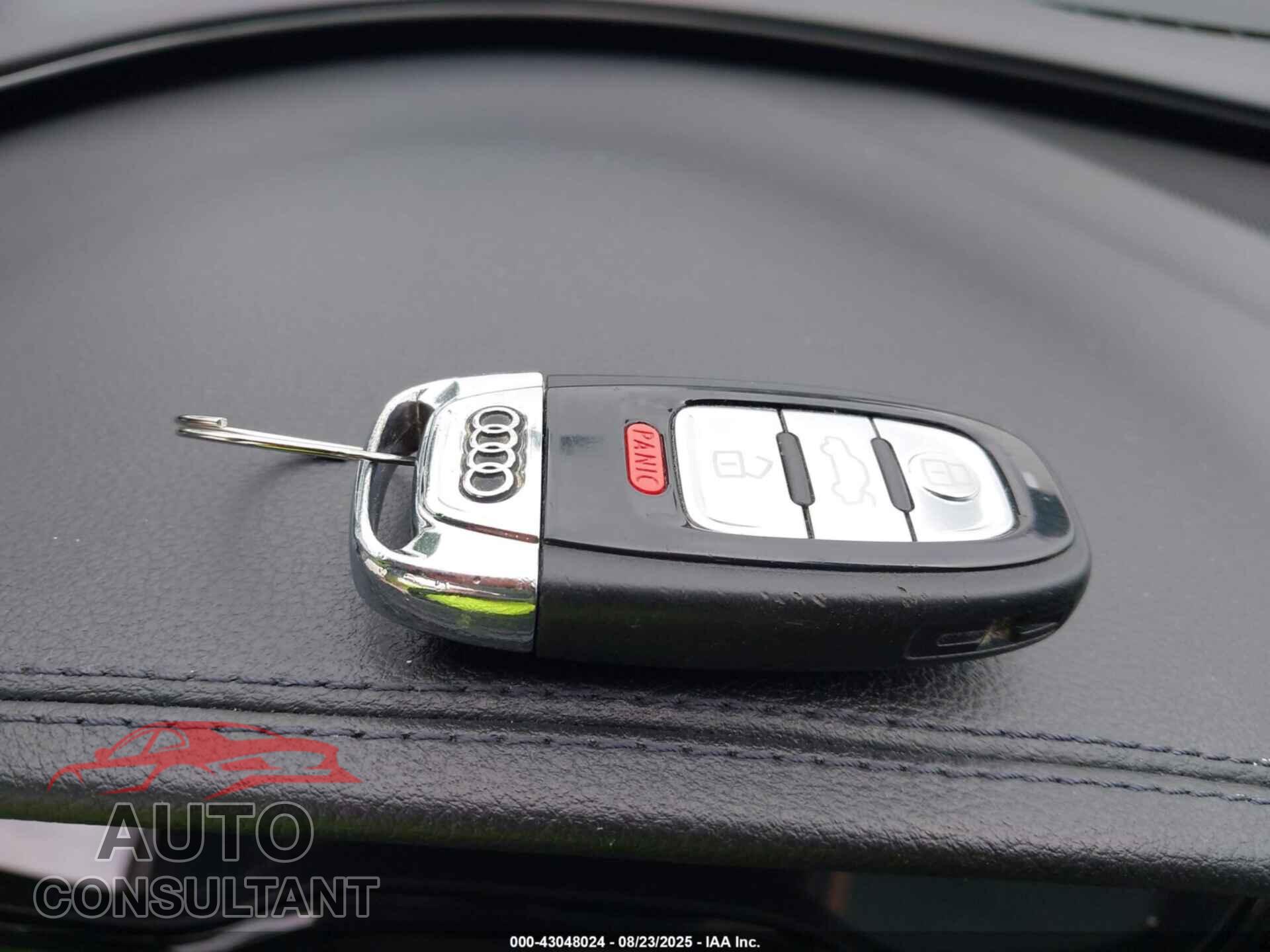 AUDI A8 L 2013 - WAURGAFD9DN000524