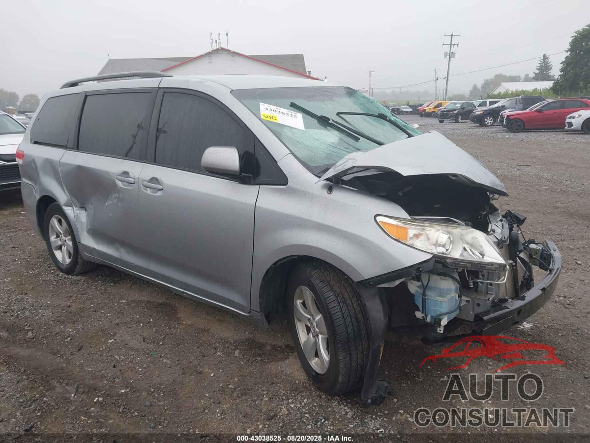 TOYOTA SIENNA 2014 - 5TDKK3DC6ES504405