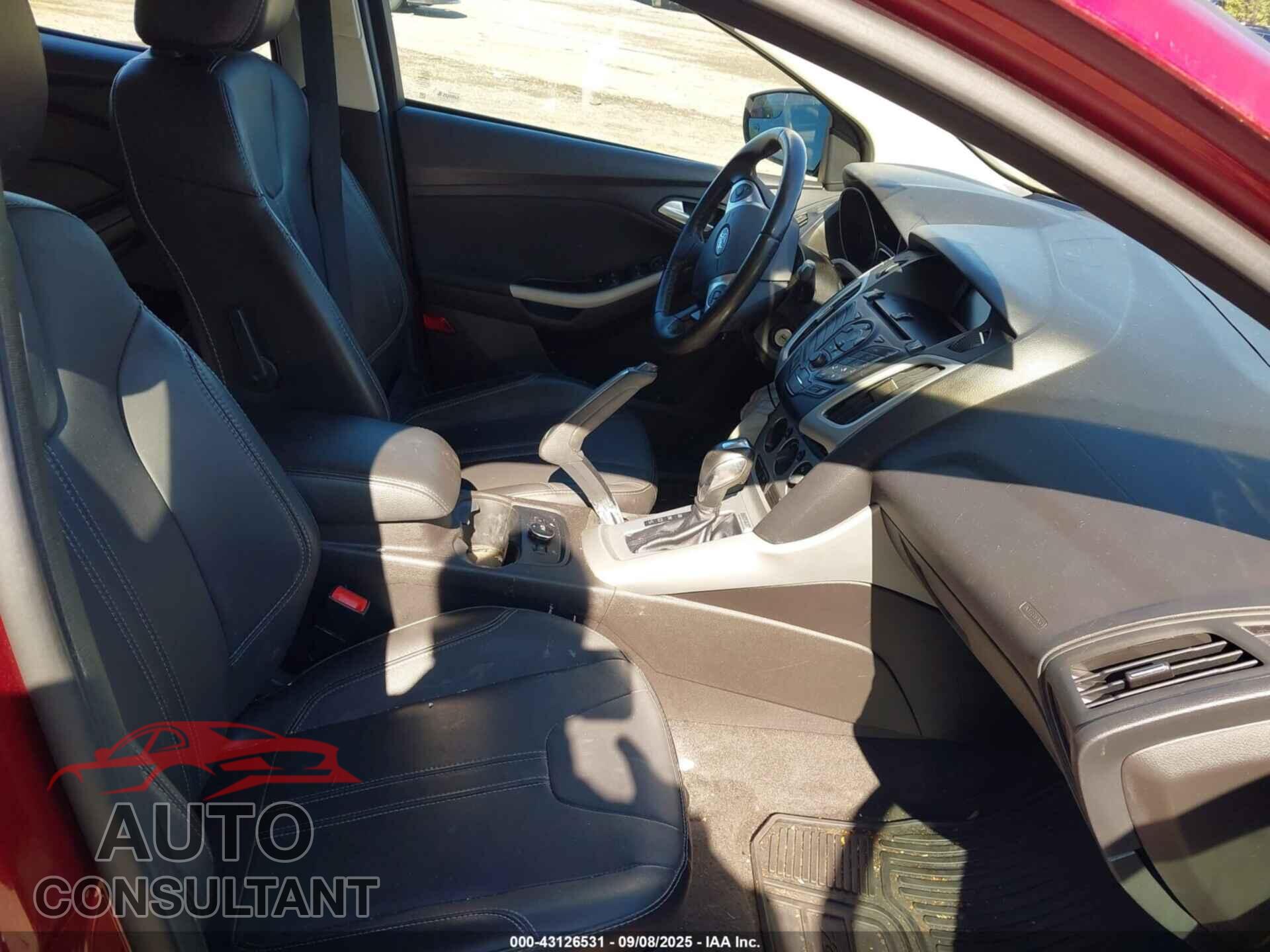 FORD FOCUS 2013 - 1FADP3F21DL380855