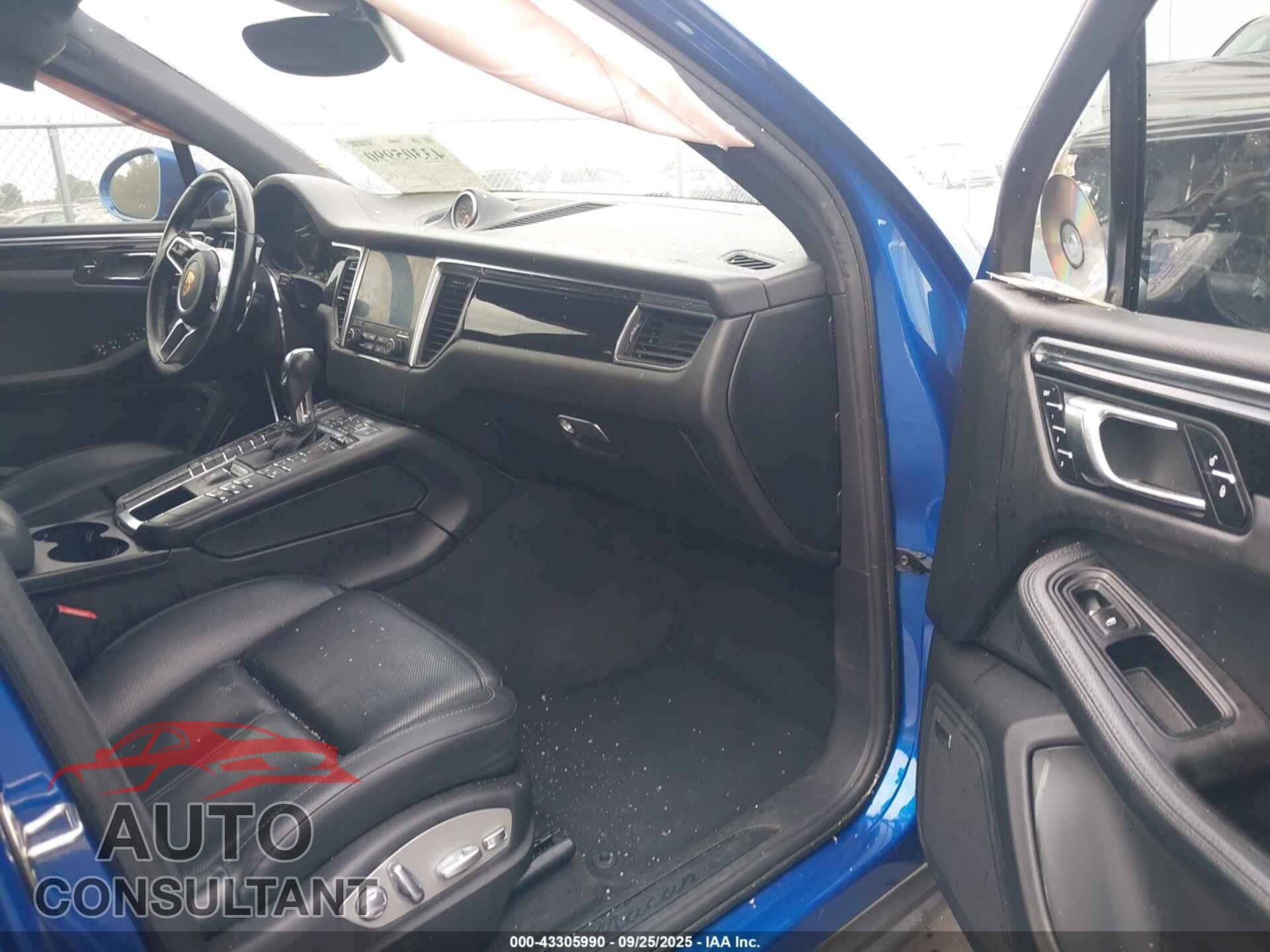 PORSCHE MACAN 2017 - WP1AA2A55HLB02216