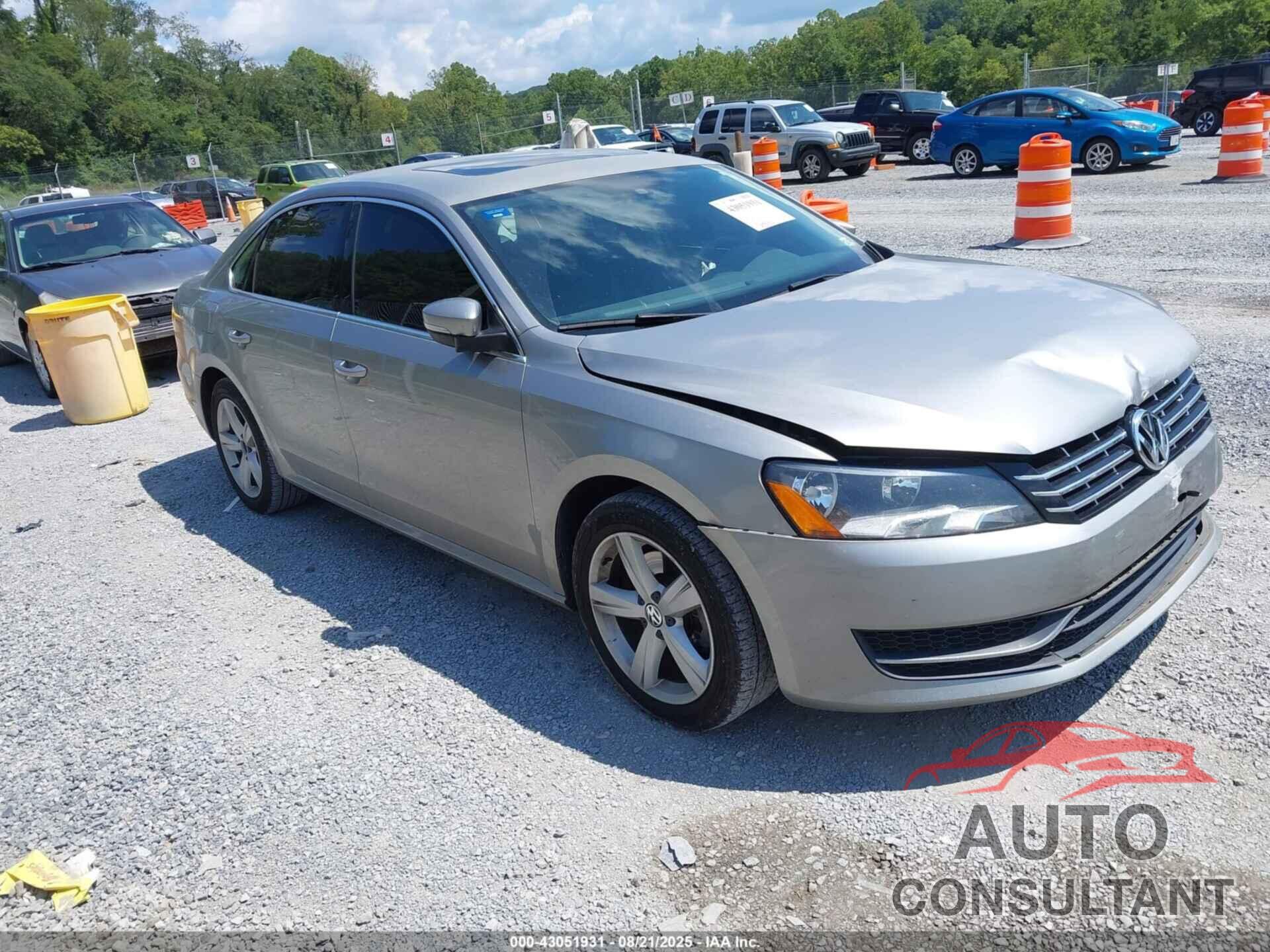 VOLKSWAGEN PASSAT 2013 - 1VWBN7A33DC055569