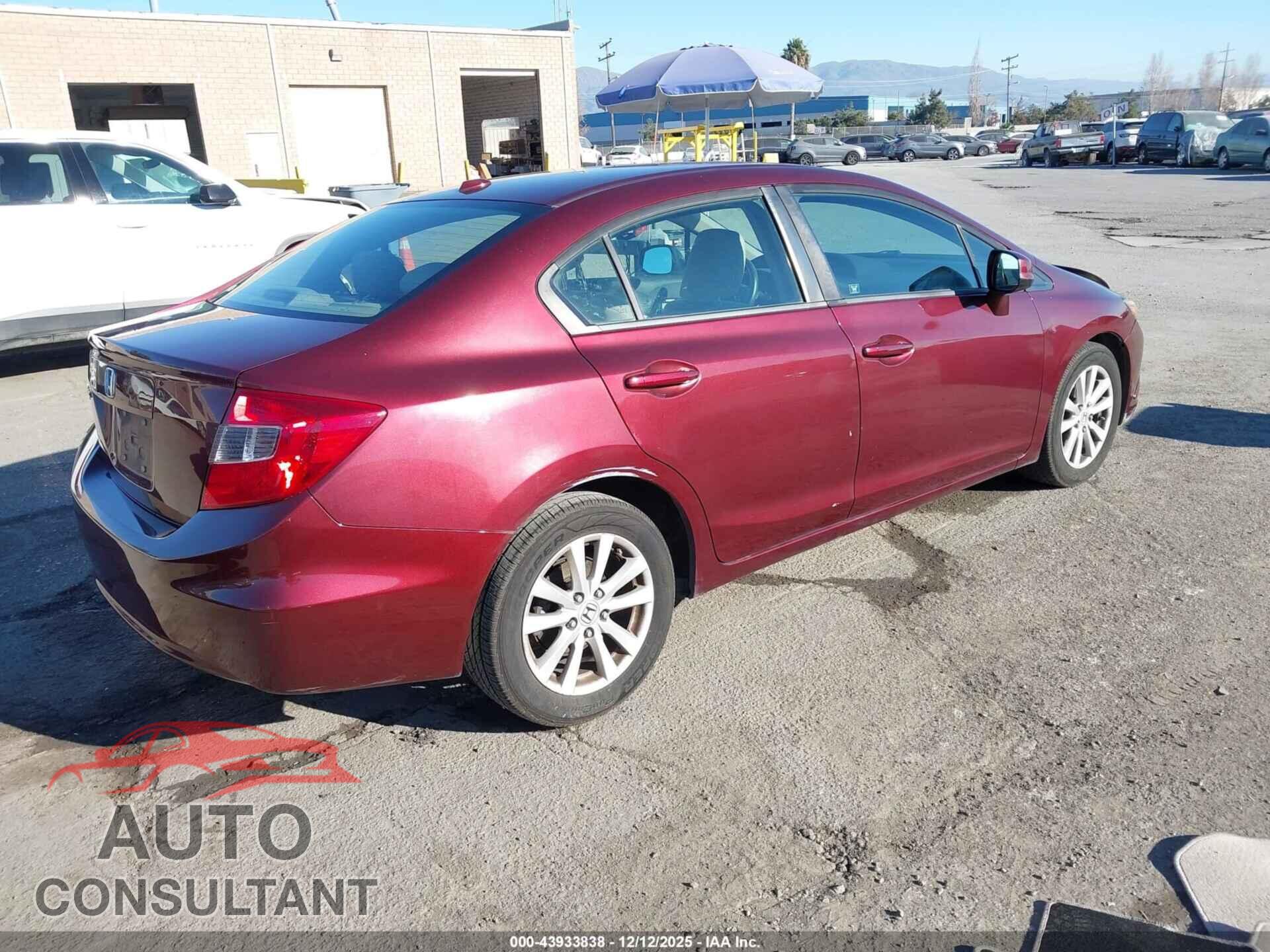 HONDA CIVIC 2012 - 2HGFB2F86CH514935