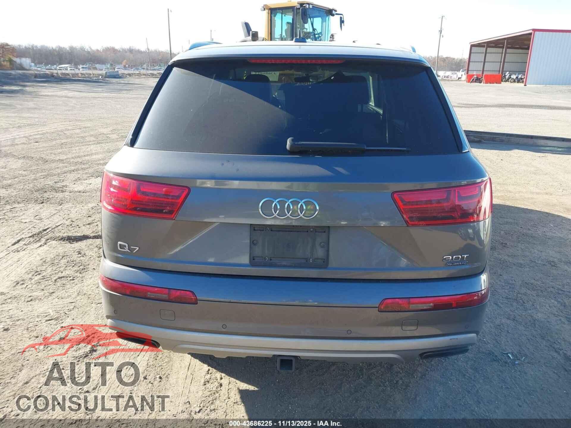 AUDI Q7 2018 - WA1LAAF74JD045497