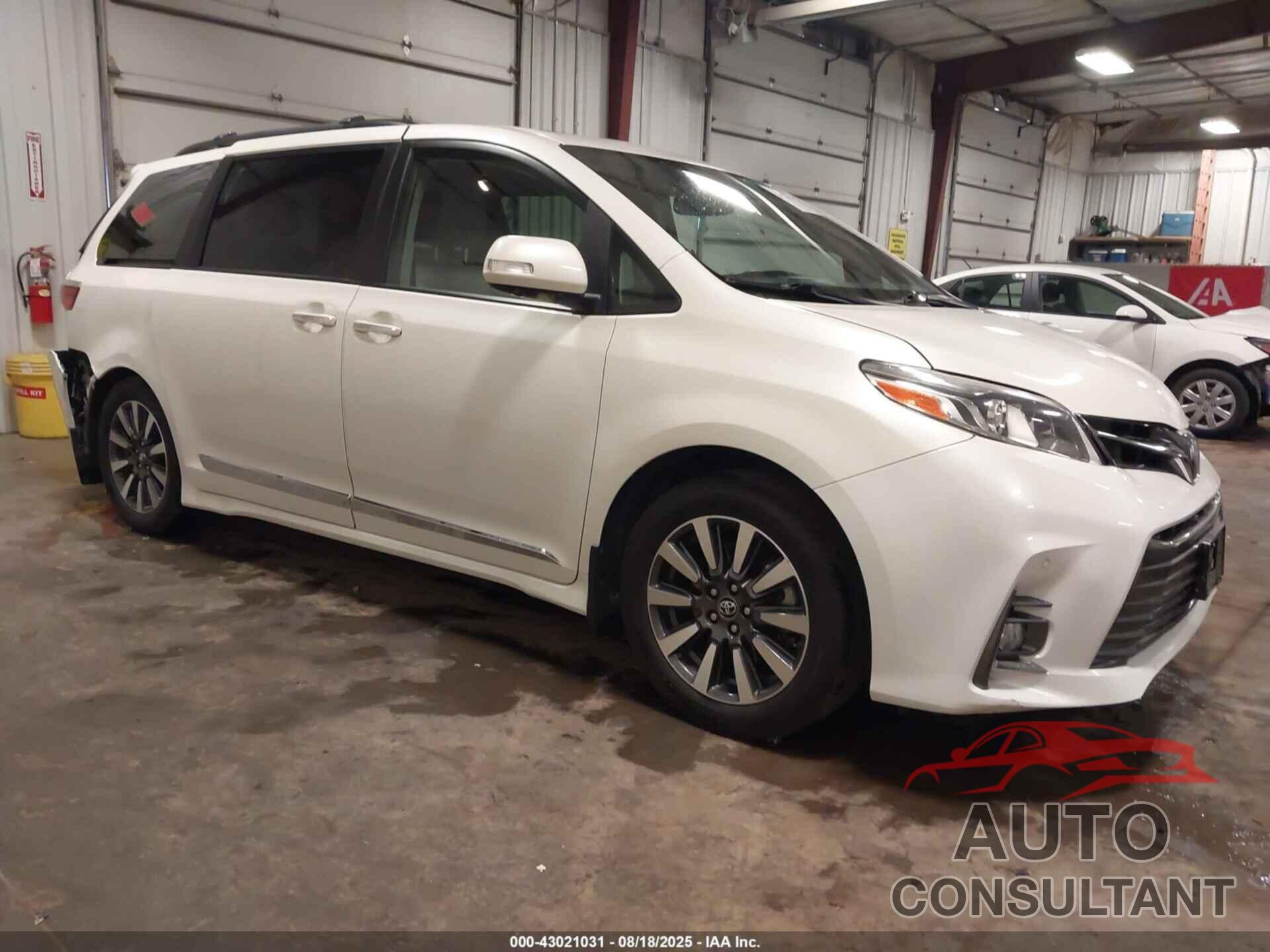 TOYOTA SIENNA 2018 - 5TDYZ3DCXJS954767