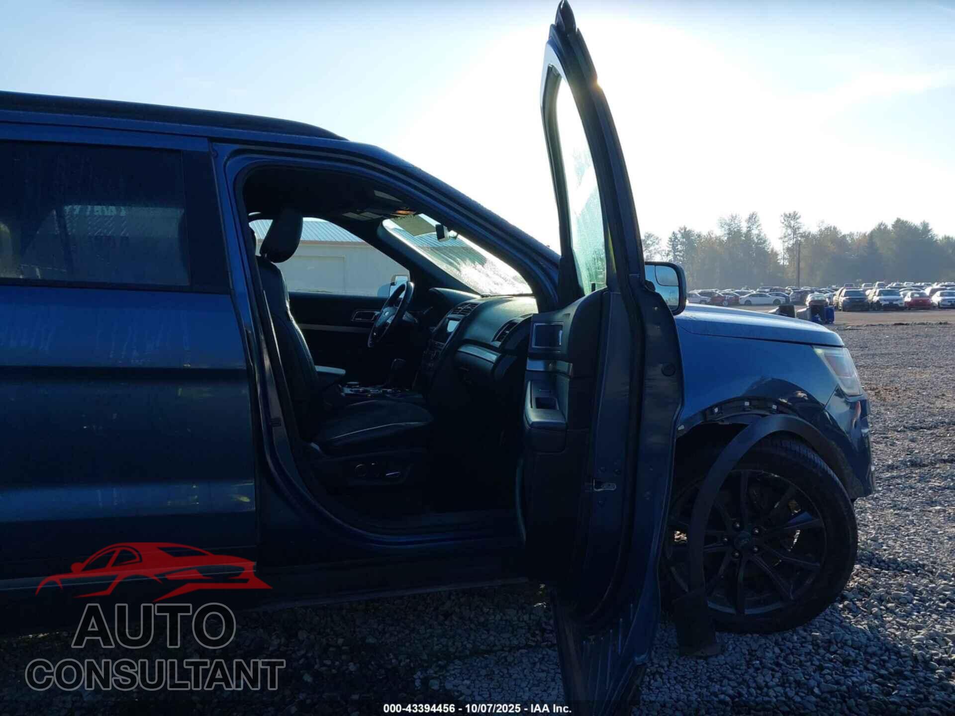 FORD EXPLORER 2018 - 1FM5K8D85JGB57543