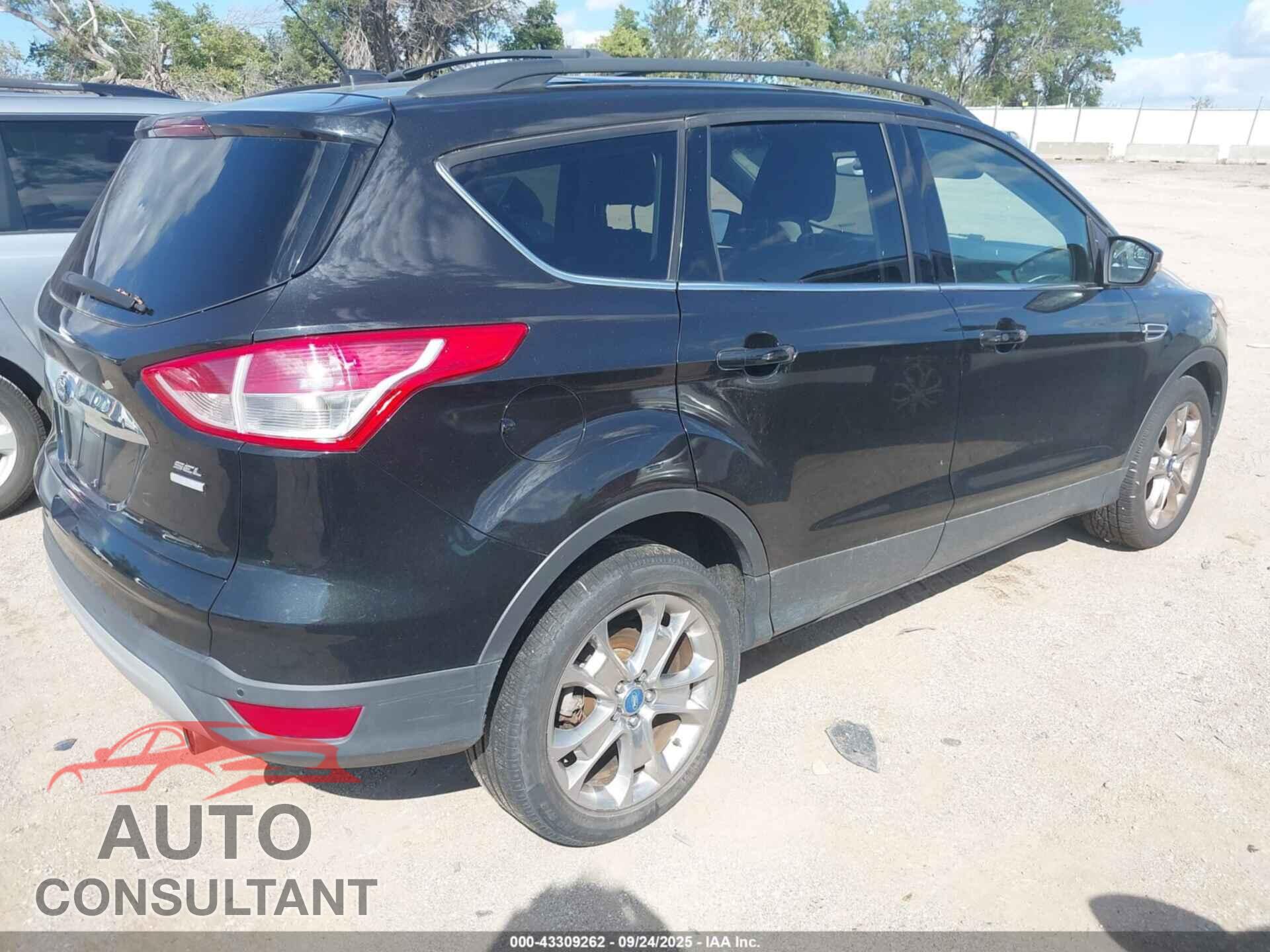 FORD ESCAPE 2013 - 1FMCU9HX2DUA57799
