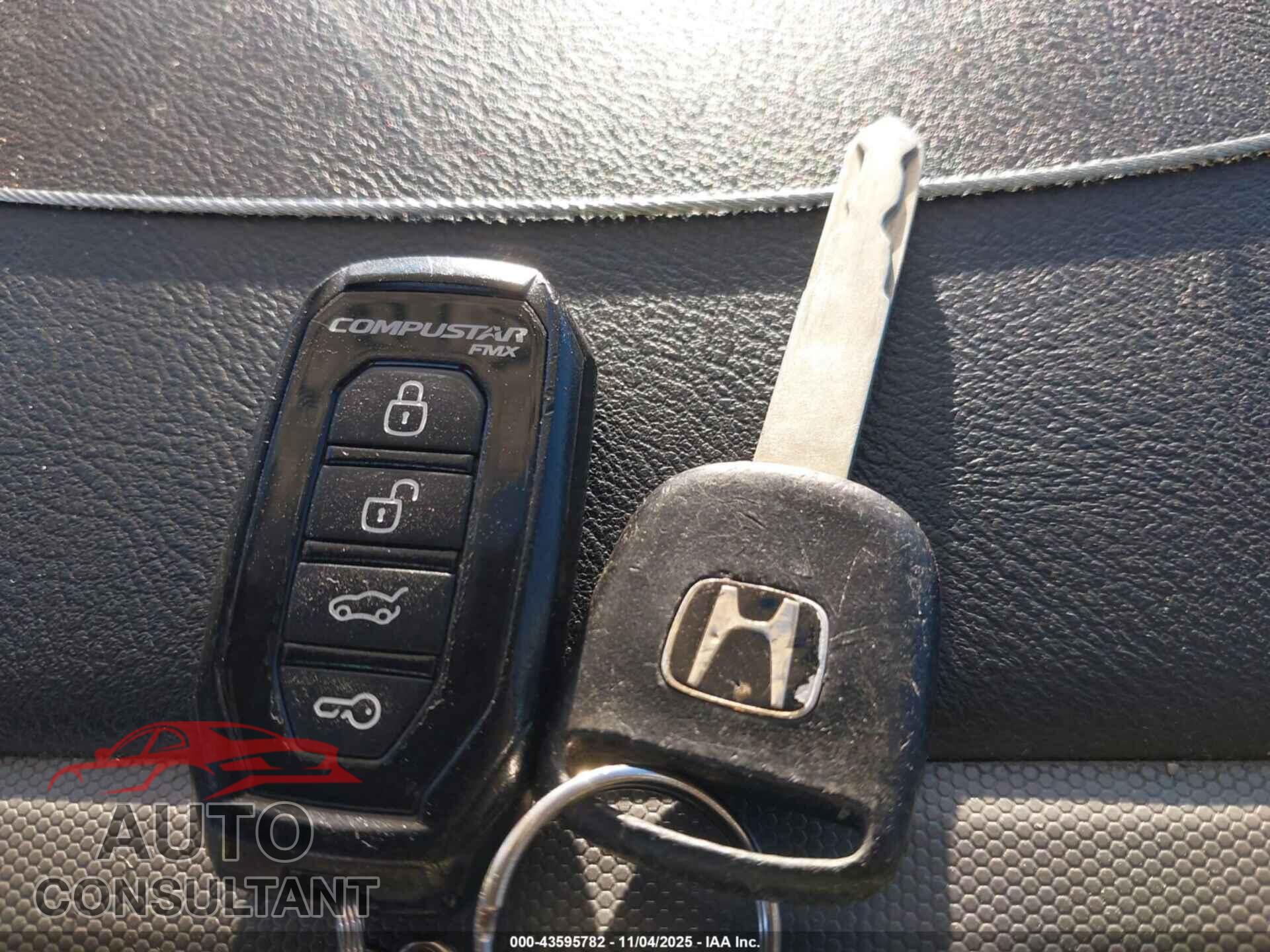 HONDA ELEMENT 2010 - 5J6YH2H77AL004744