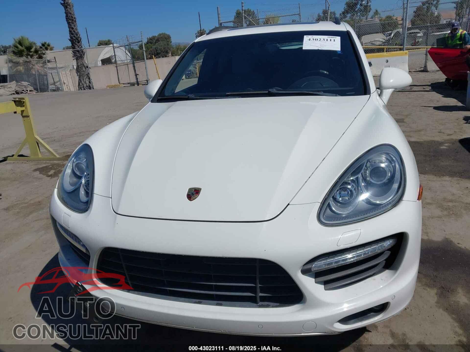 PORSCHE CAYENNE 2011 - WP1AC2A21BLA85213
