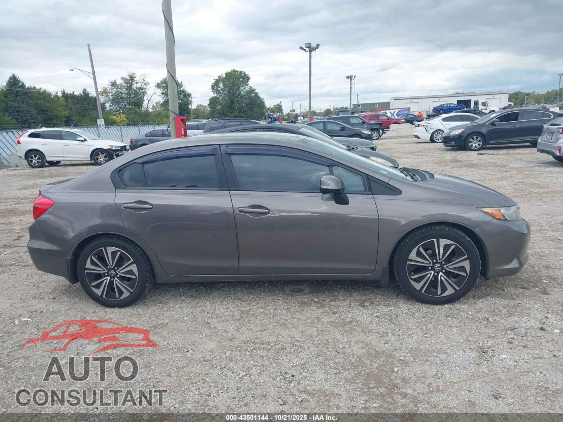 HONDA CIVIC 2012 - 19XFB2F53CE049966