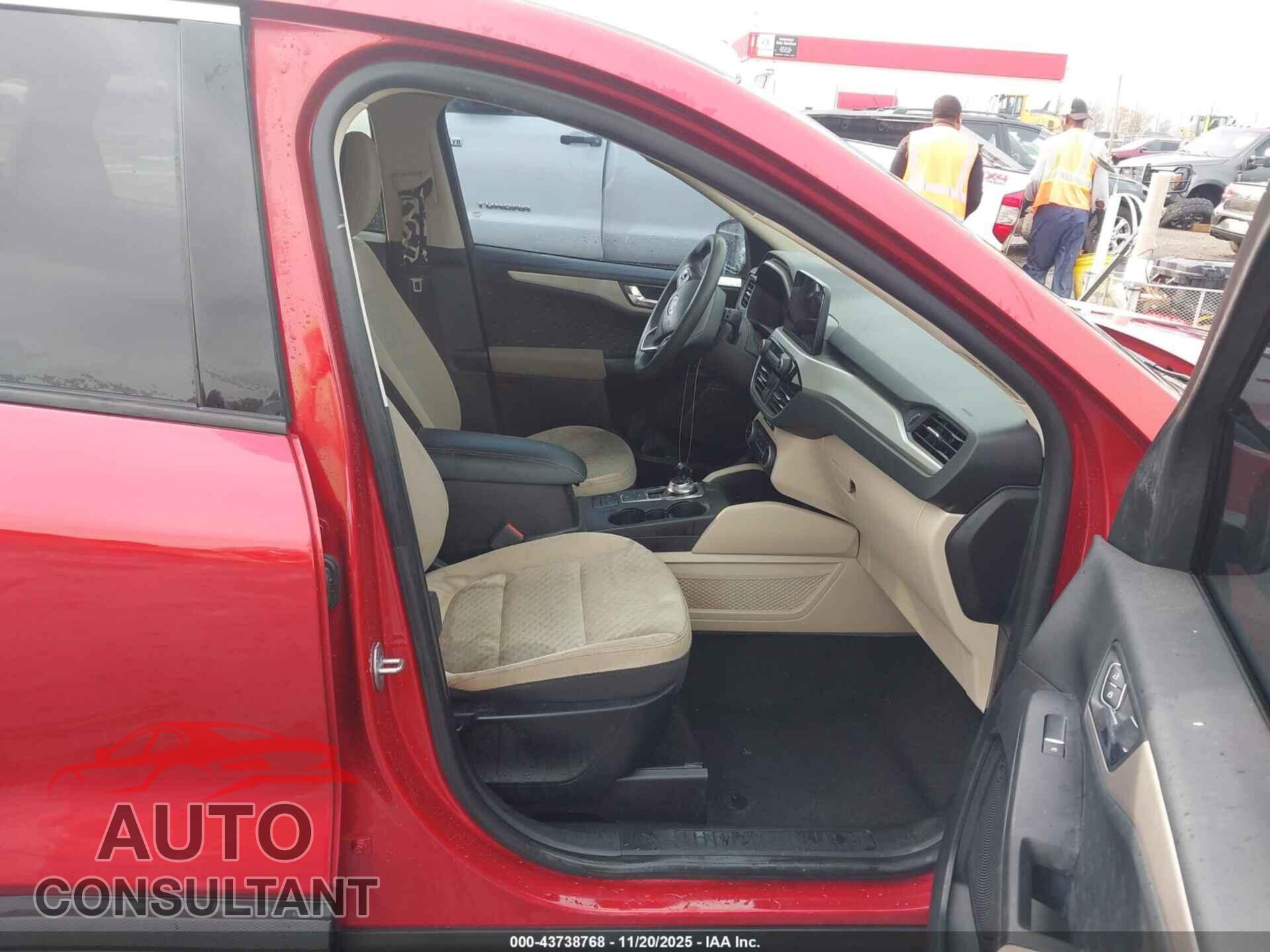 FORD ESCAPE 2020 - 1FMCU0G67LUA23635