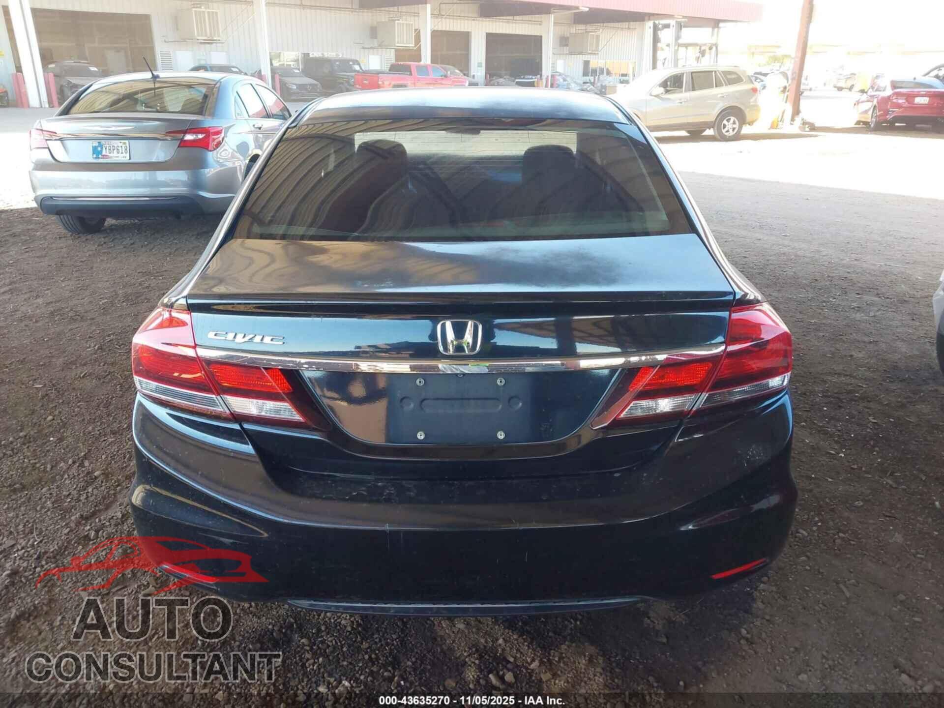 HONDA CIVIC 2013 - 2HGFB2F58DH564629