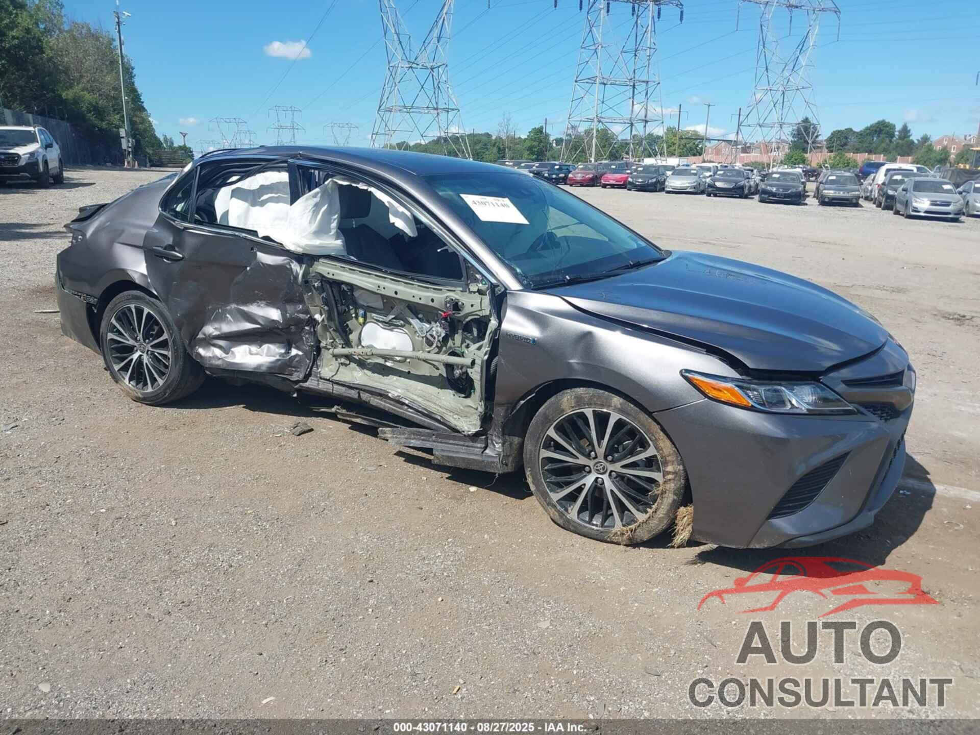 TOYOTA CAMRY 2020 - 4T1G31AK2LU546027