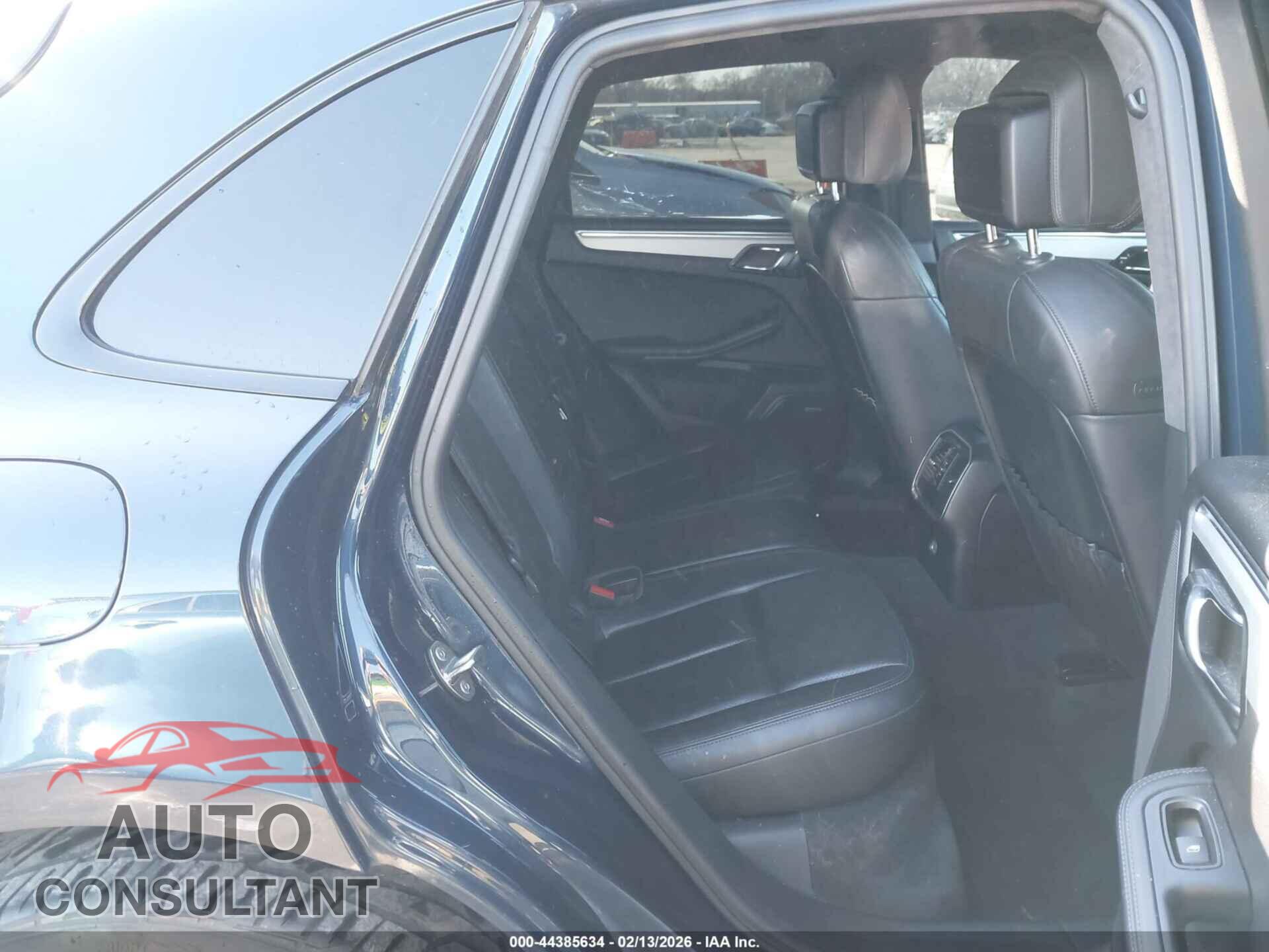 PORSCHE MACAN 2016 - WP1AF2A58GLB90436