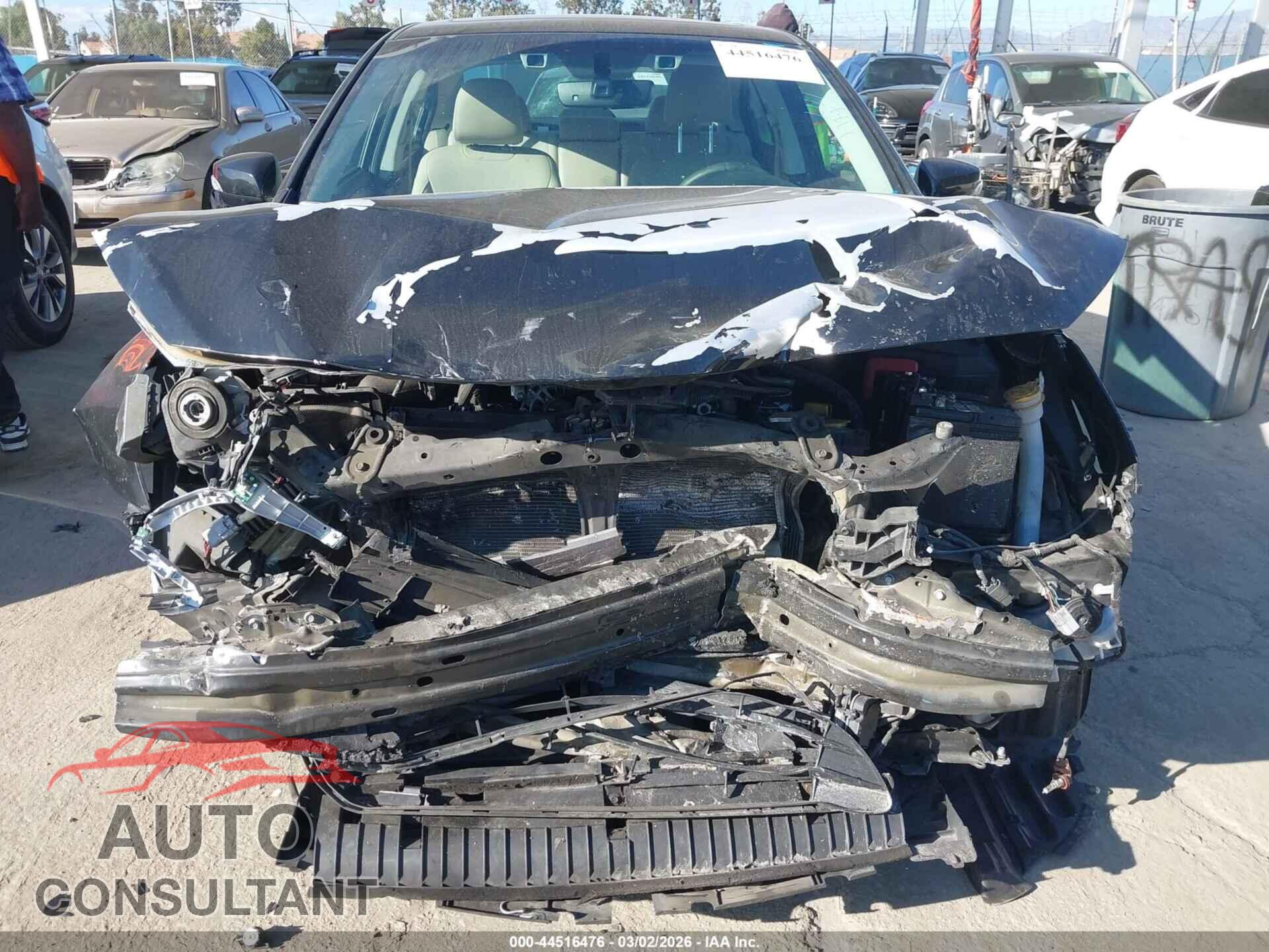 SUBARU LEGACY 2017 - 4S3BNAN67H3058159