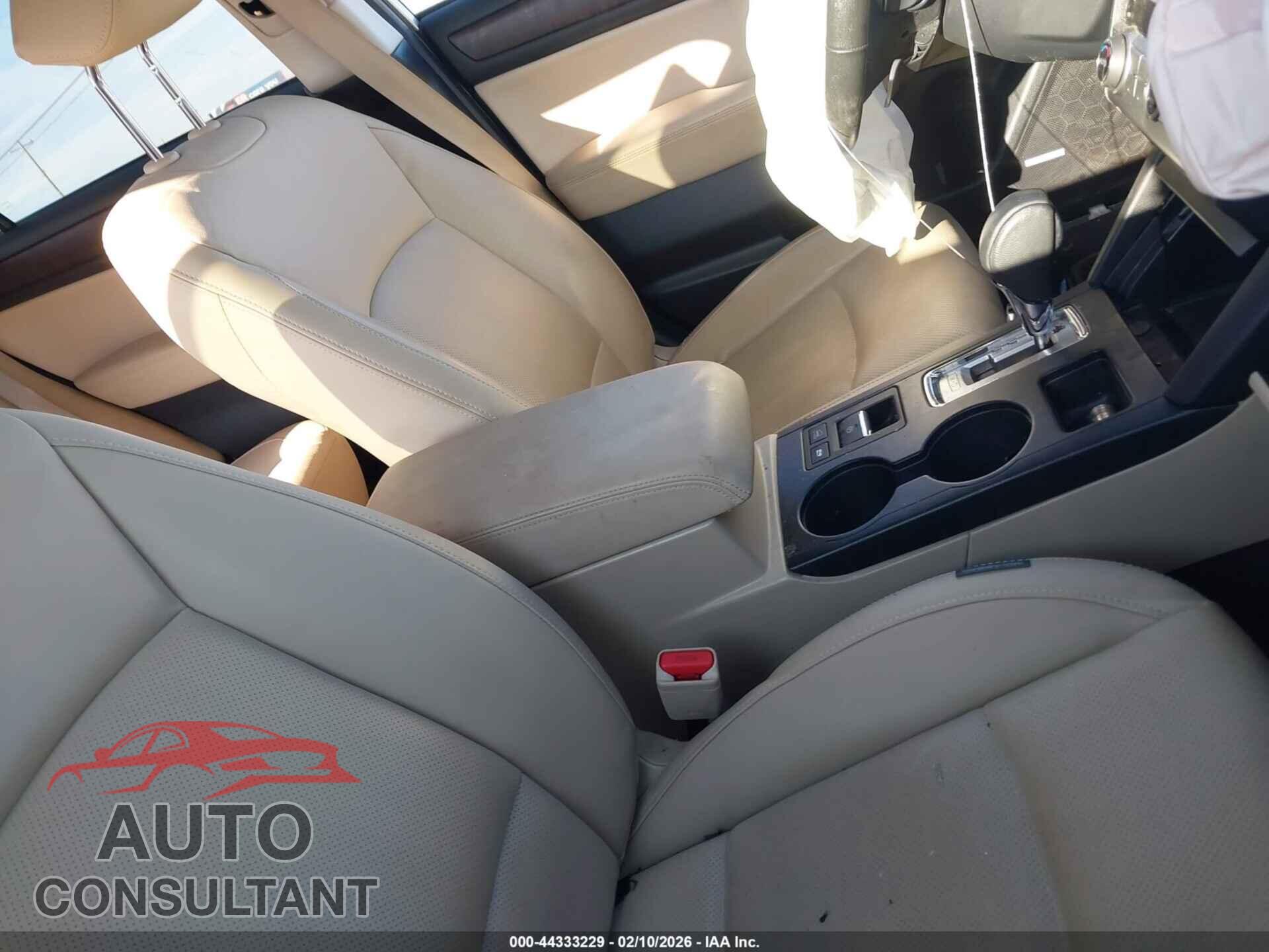 SUBARU OUTBACK 2016 - 4S4BSENC9G3343316