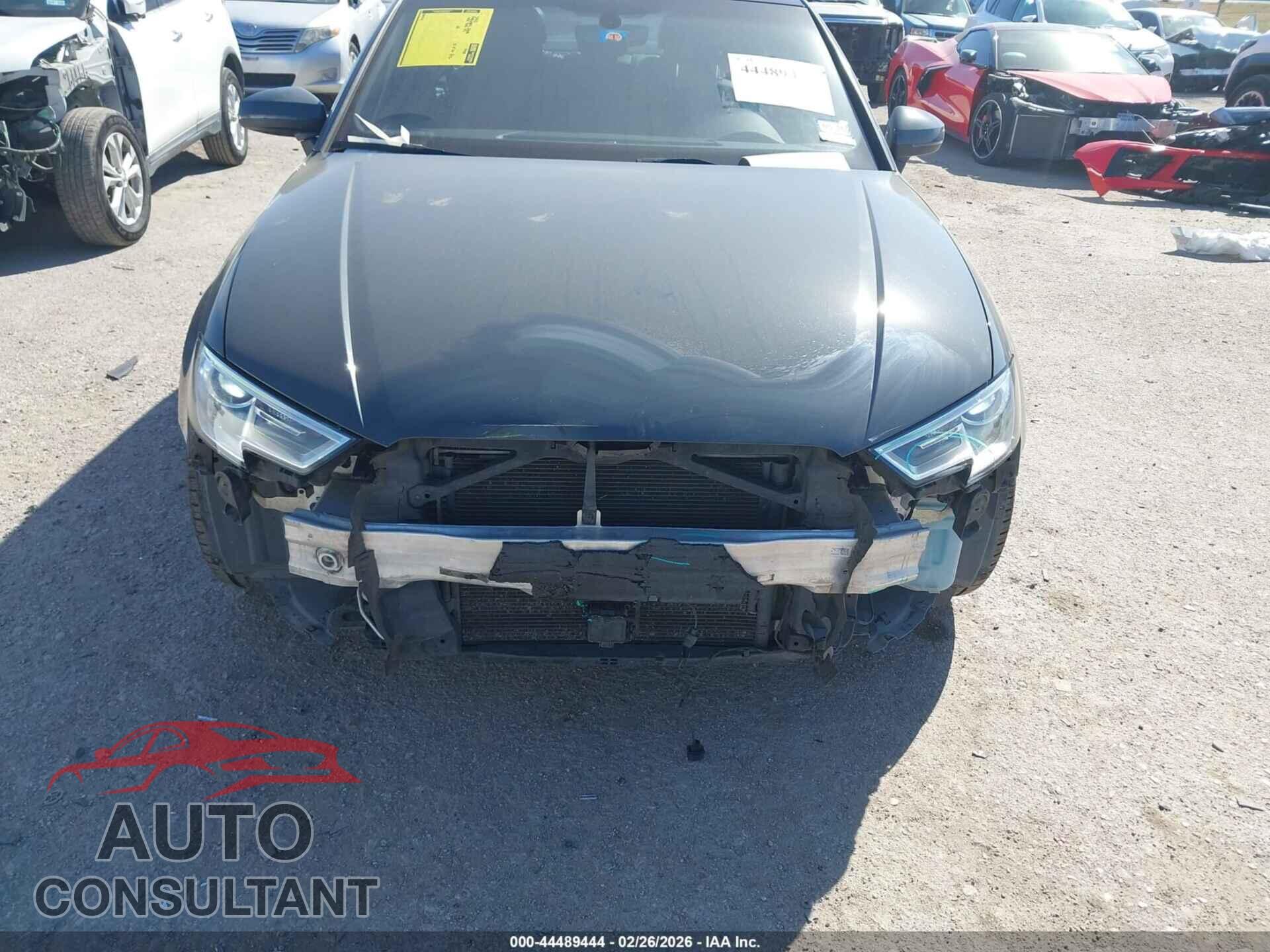 AUDI A3 2020 - WAUAUGFF5LA097172