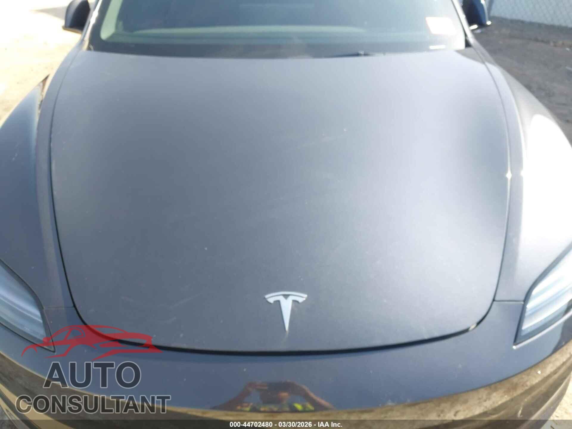 TESLA MODEL 3 2024 - 5YJ3E1EA6RF836089