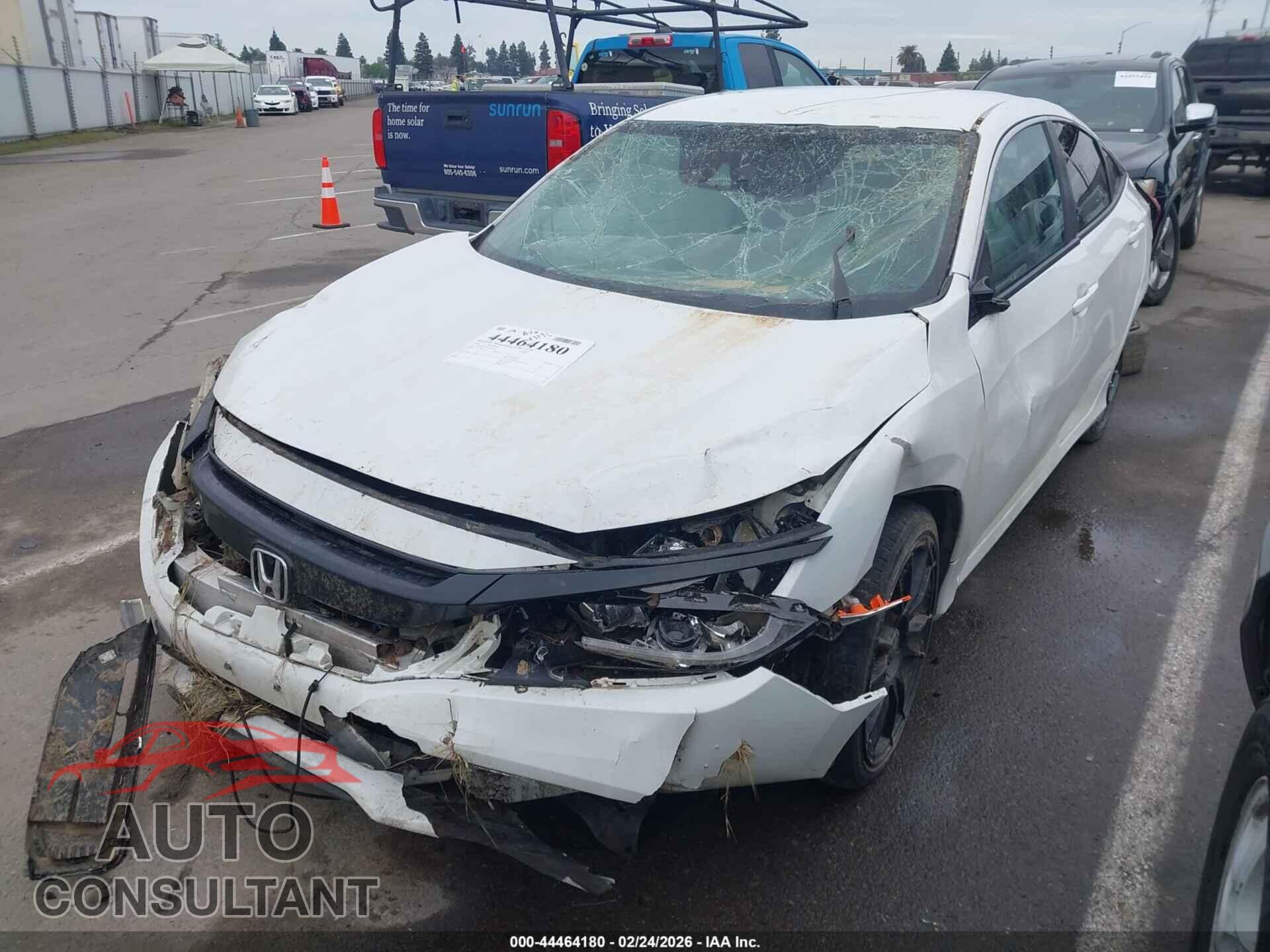 HONDA CIVIC 2019 - 2HGFC2F62KH572857