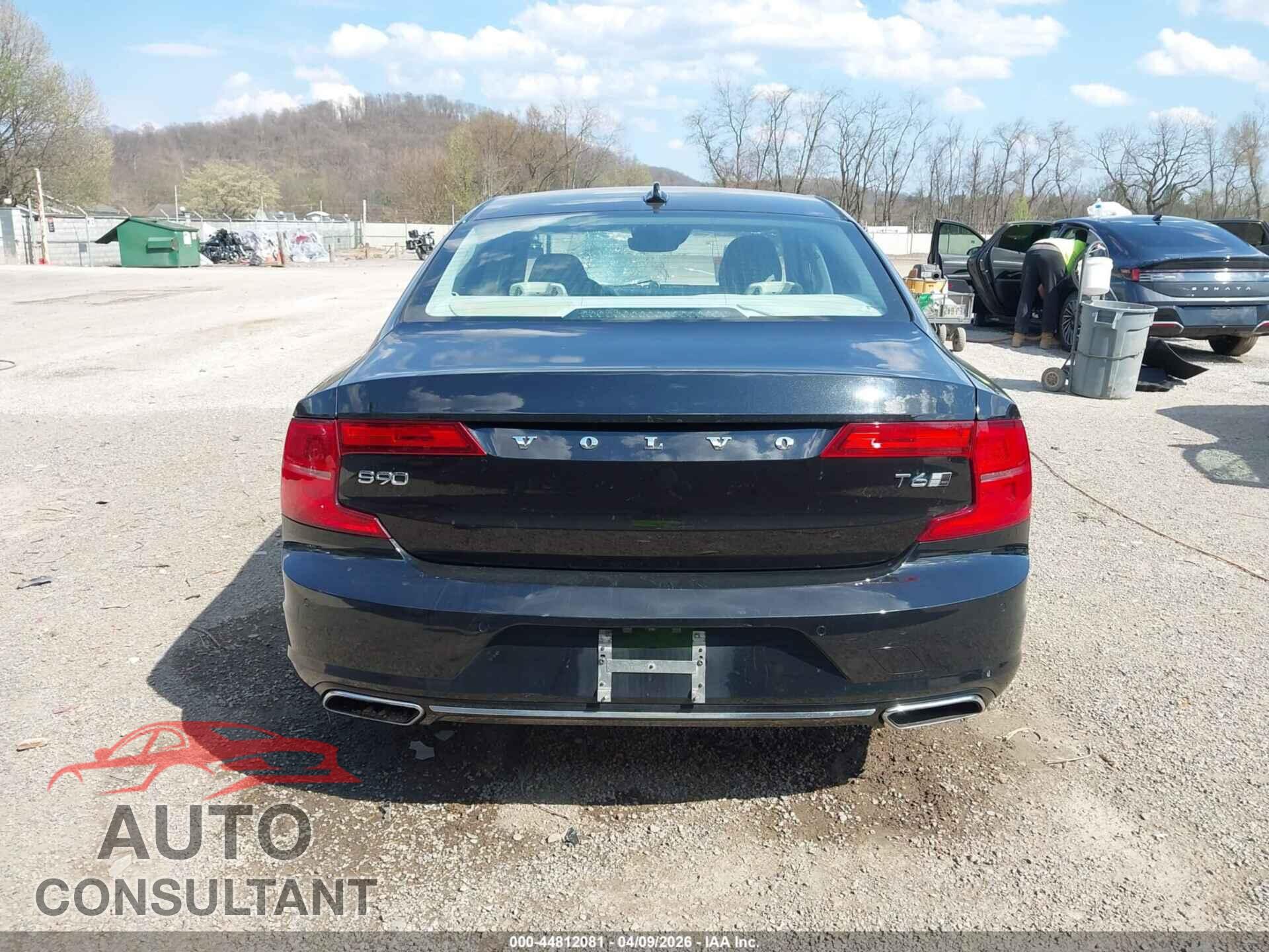 VOLVO S90 2017 - YV1A22ML2H1001410