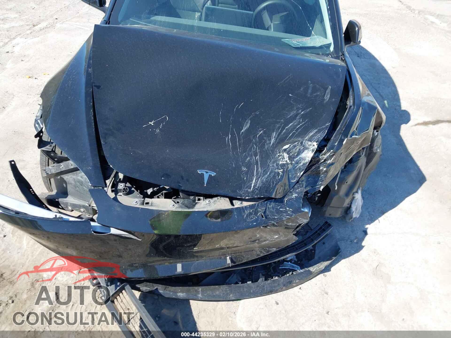 TESLA MODEL 3 2024 - 5YJ3E1EA6RF782342