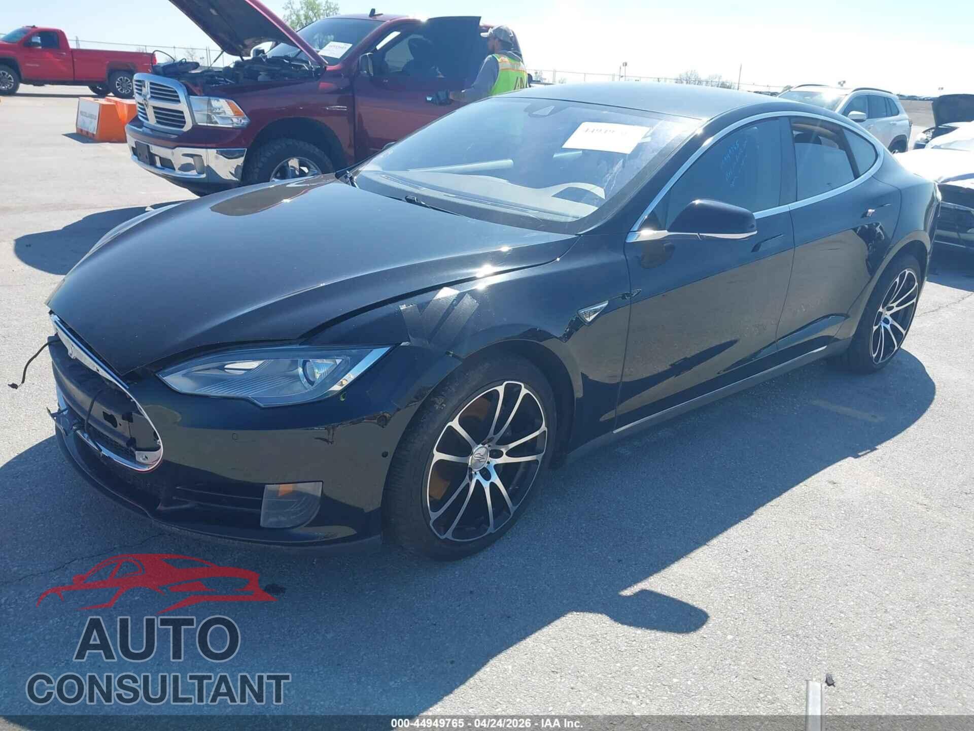 TESLA MODEL S 2015 - 5YJSA1S26FF094616