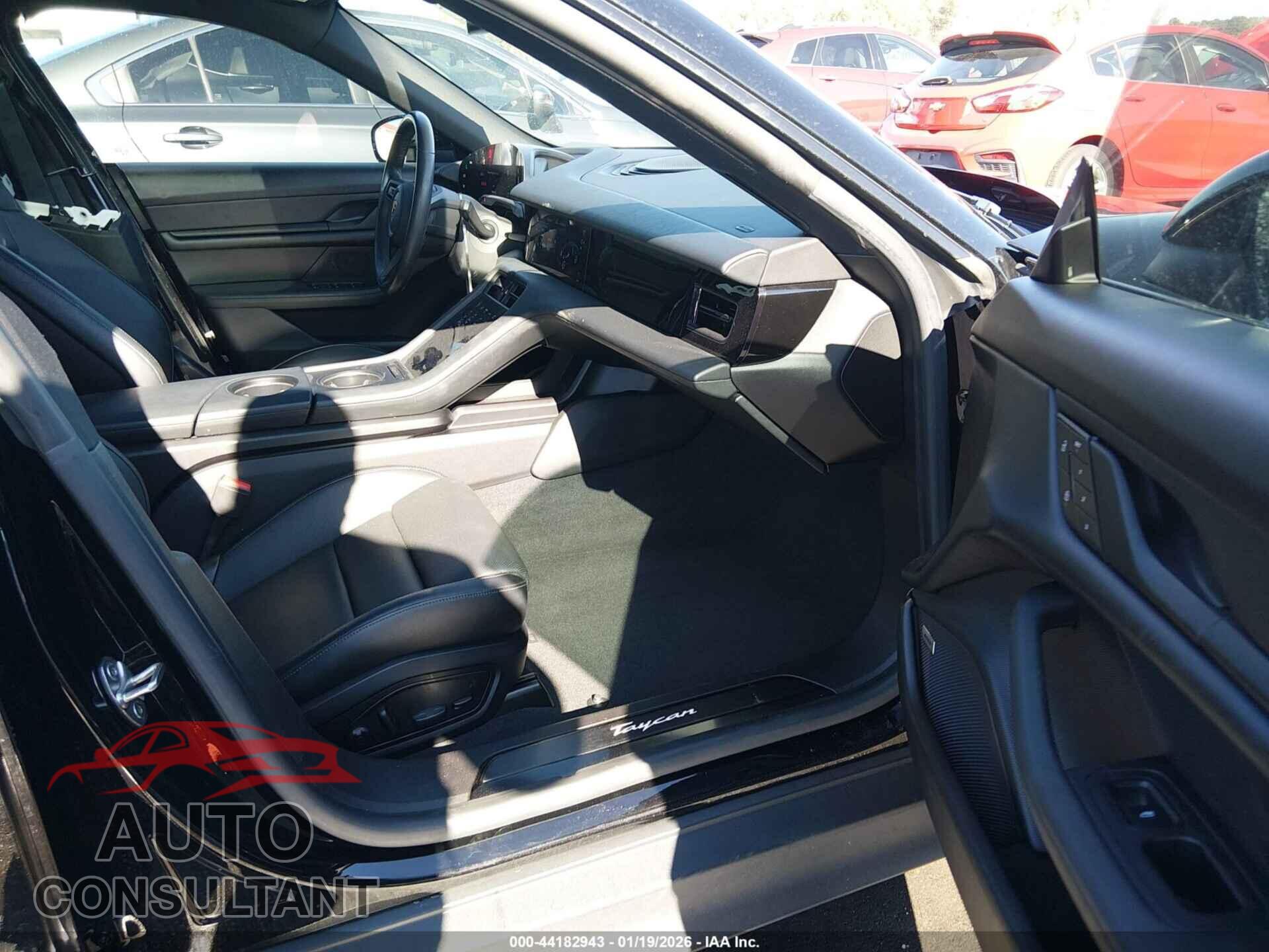 PORSCHE TAYCAN 2022 - WP0AA2Y14NSA14623