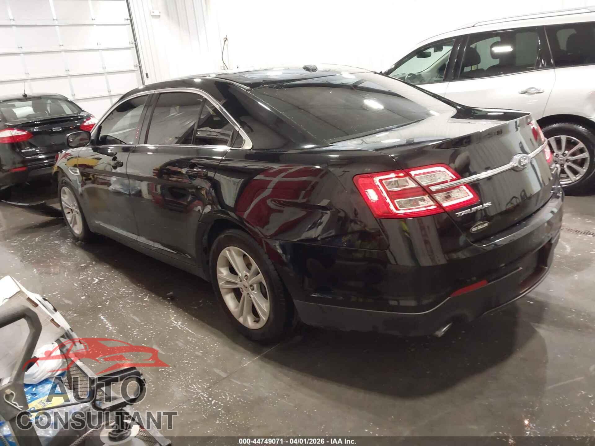 FORD TAURUS 2016 - 1FAHP2E85GG133465