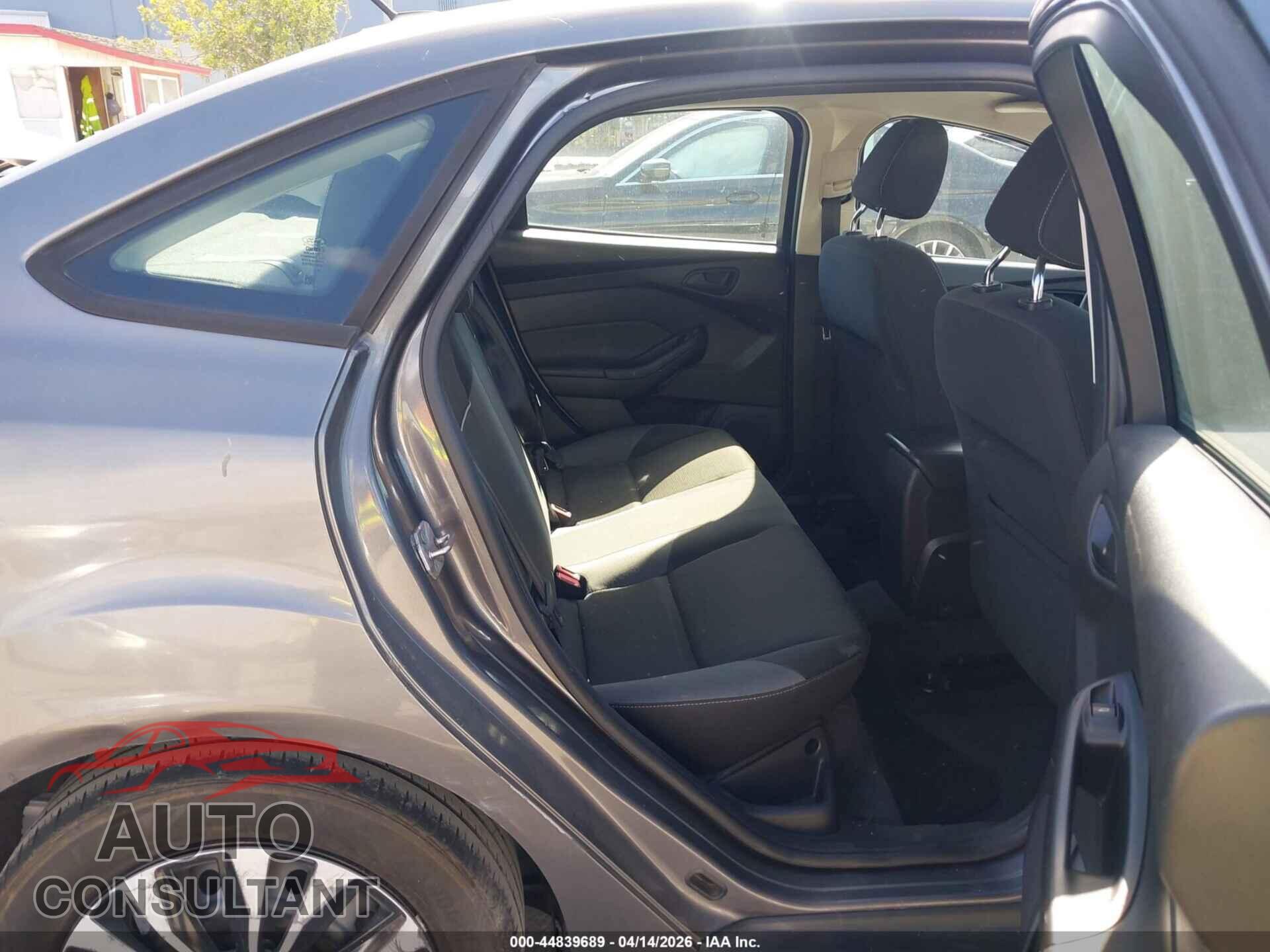 FORD FOCUS 2012 - 1FAHP3F25CL184661