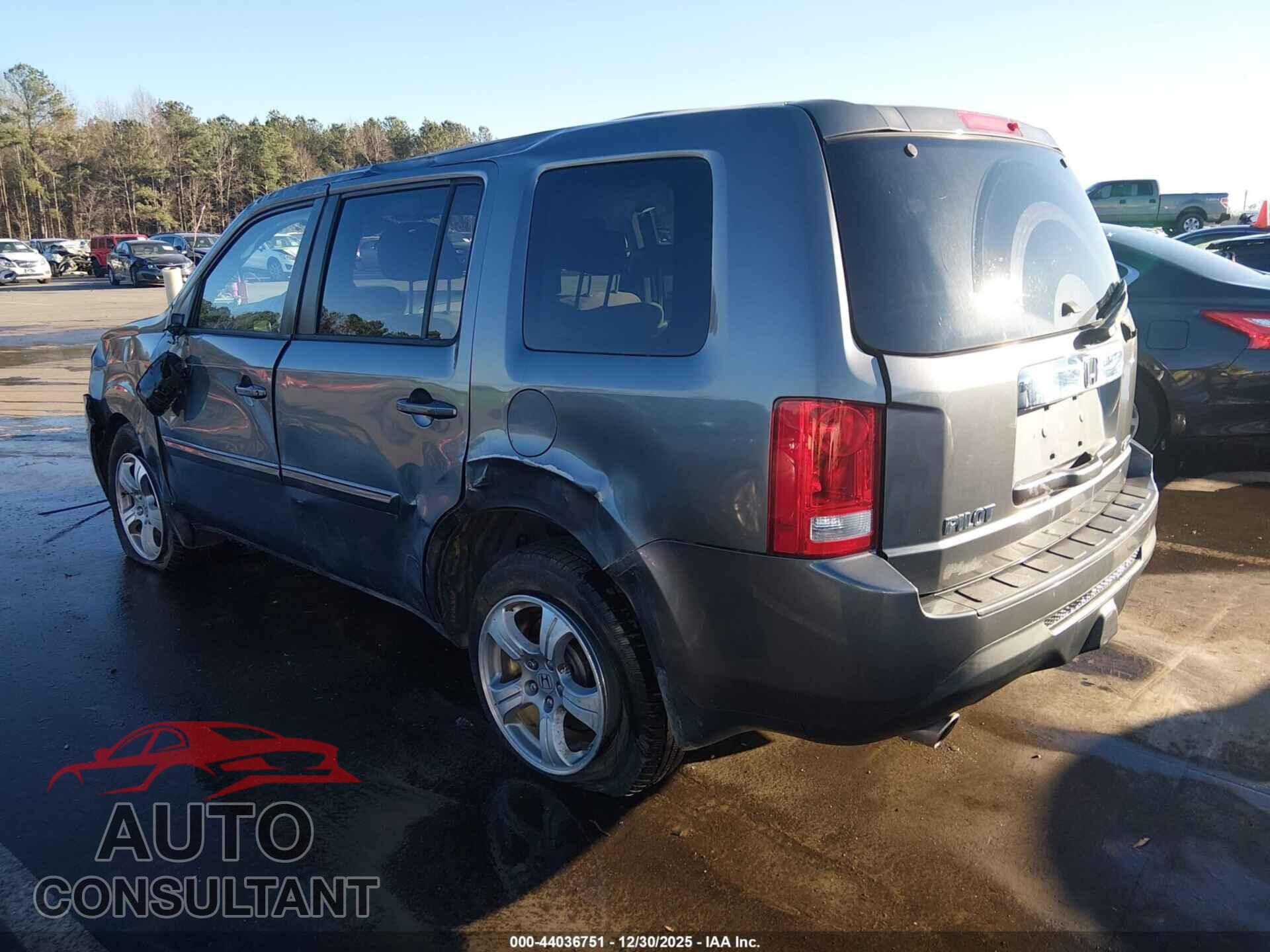 HONDA PILOT 2013 - 5FNYF4H45DB036497