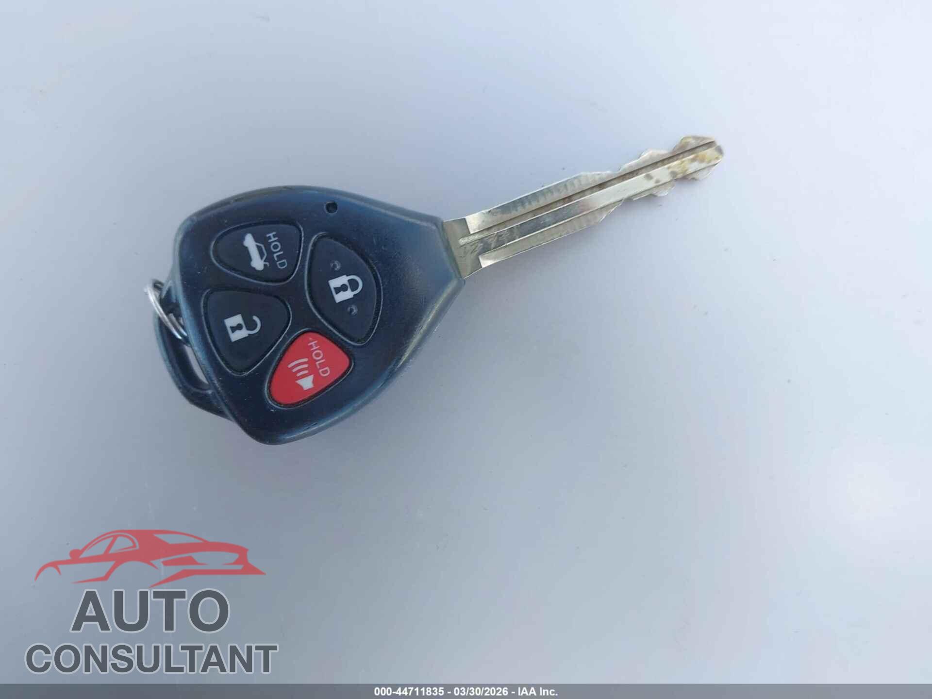 TOYOTA COROLLA 2013 - 2T1BU4EE4DC972771