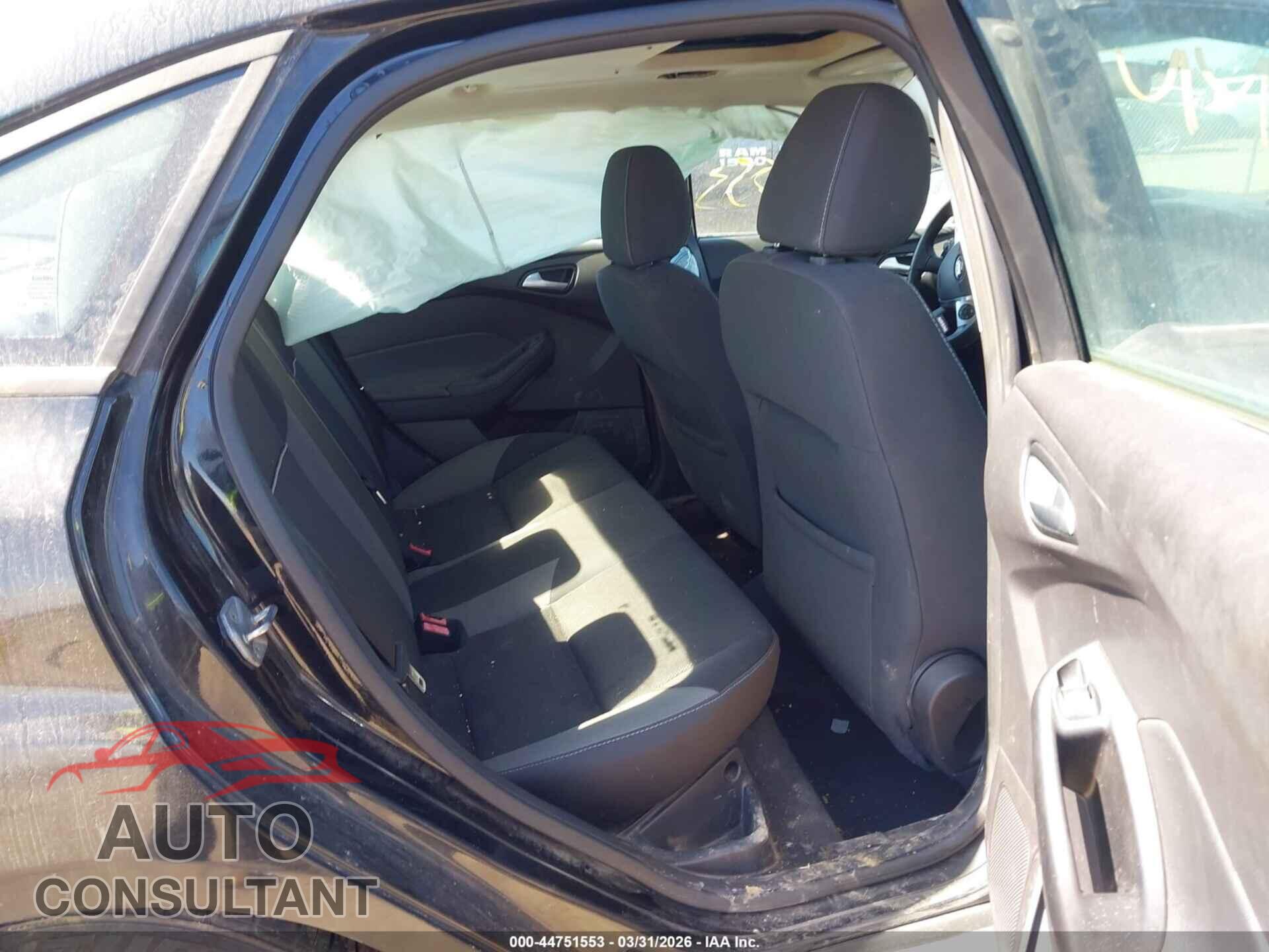 FORD FOCUS 2014 - 1FADP3F29EL218988