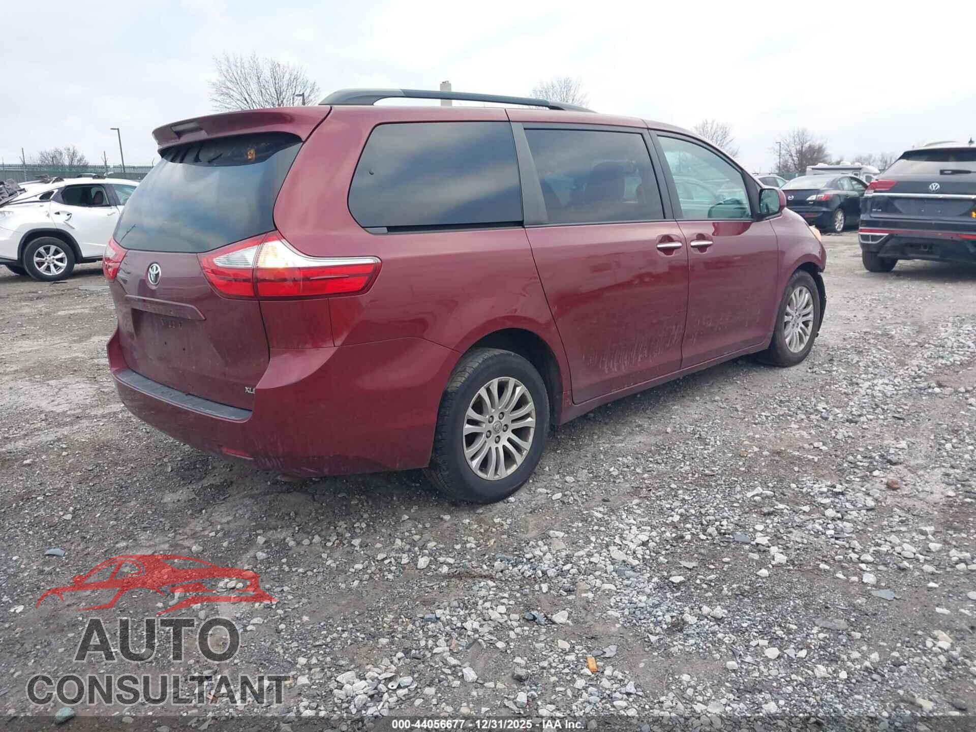 TOYOTA SIENNA 2015 - 5TDYK3DC0FS661987