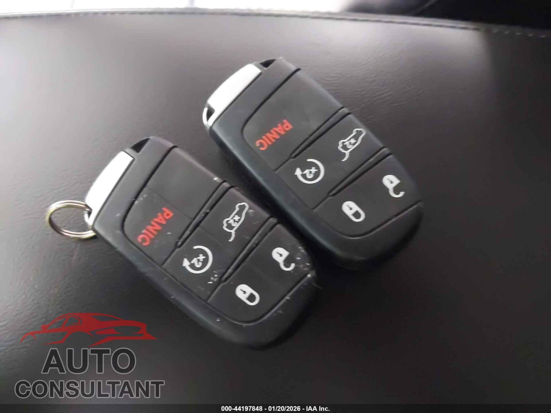 DODGE DURANGO 2017 - 1C4RDJDG8HC870470