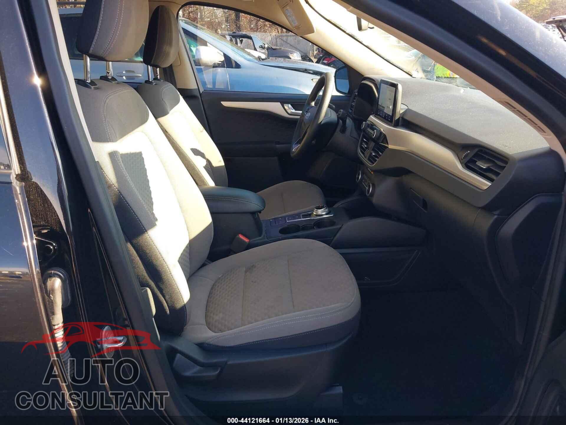 FORD ESCAPE 2020 - 1FMCU9G64LUA04190