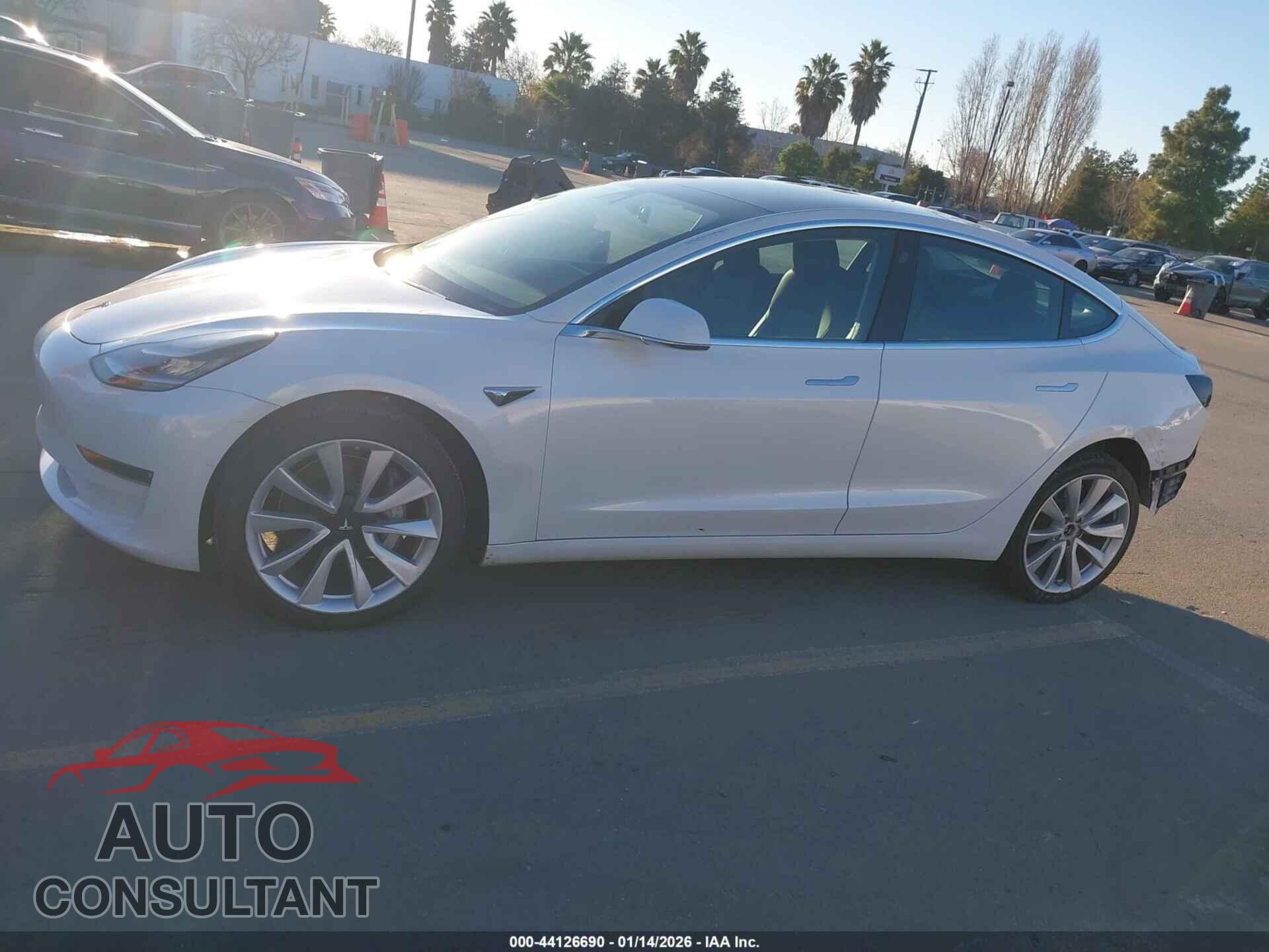 TESLA MODEL 3 2019 - 5YJ3E1EA3KF417560